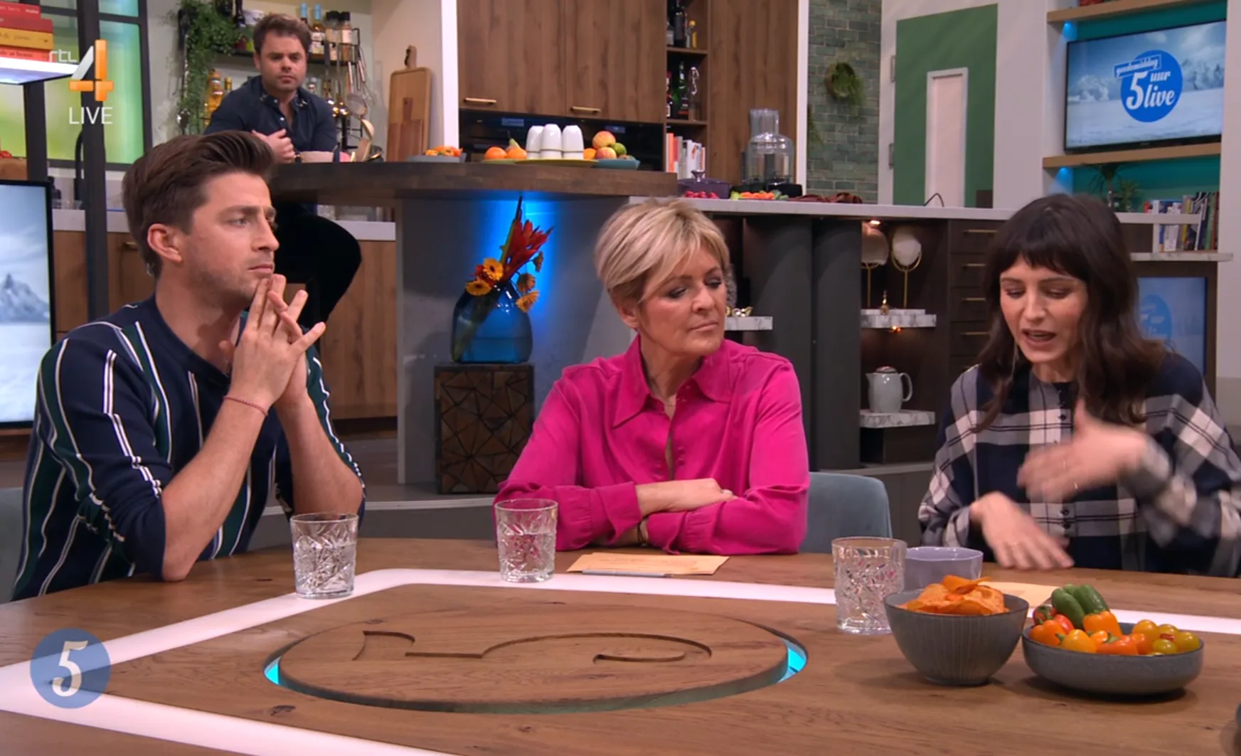 Hugo Kennis stikt bijna bij 5 Uur Live