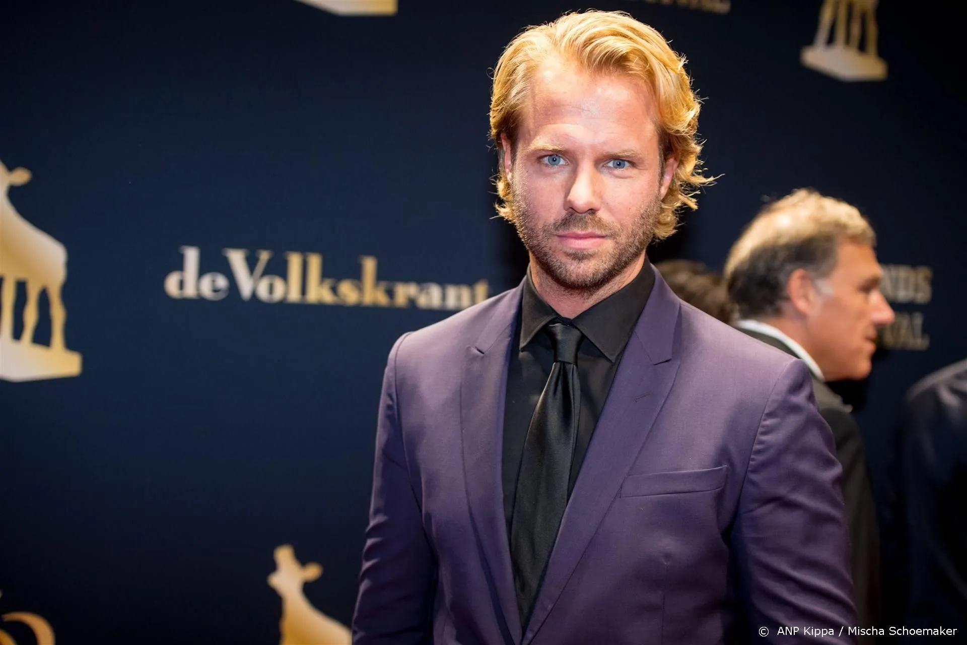 Thijs Römer gaf minderjarige meisjes tips over masturberen: 'Kan toch gewoon?'