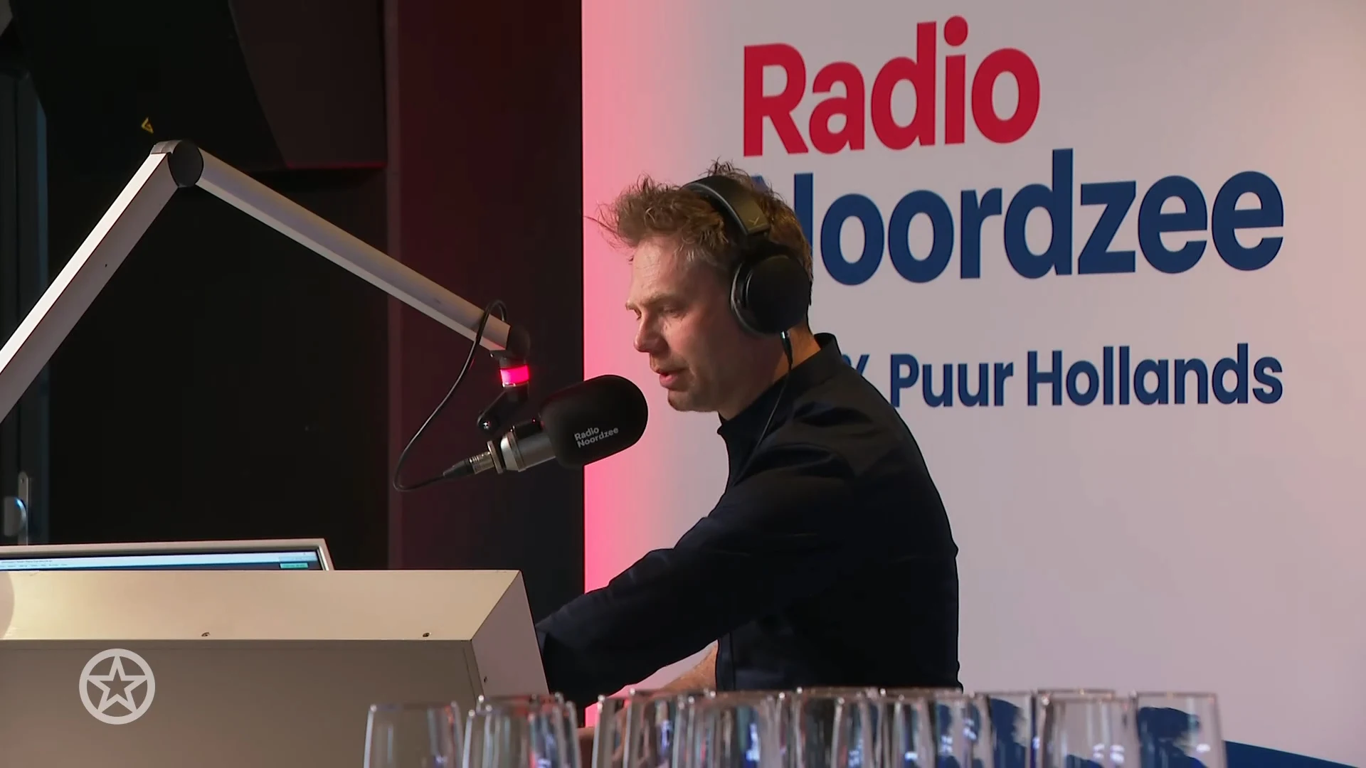 Radio Noordzee van start gegaan