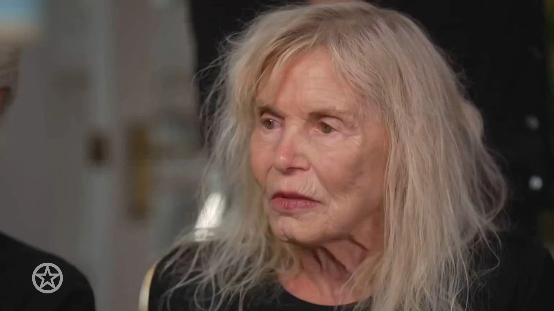 Moeder Matthew Perry onthult opmerkelijk laatste gesprek met hem