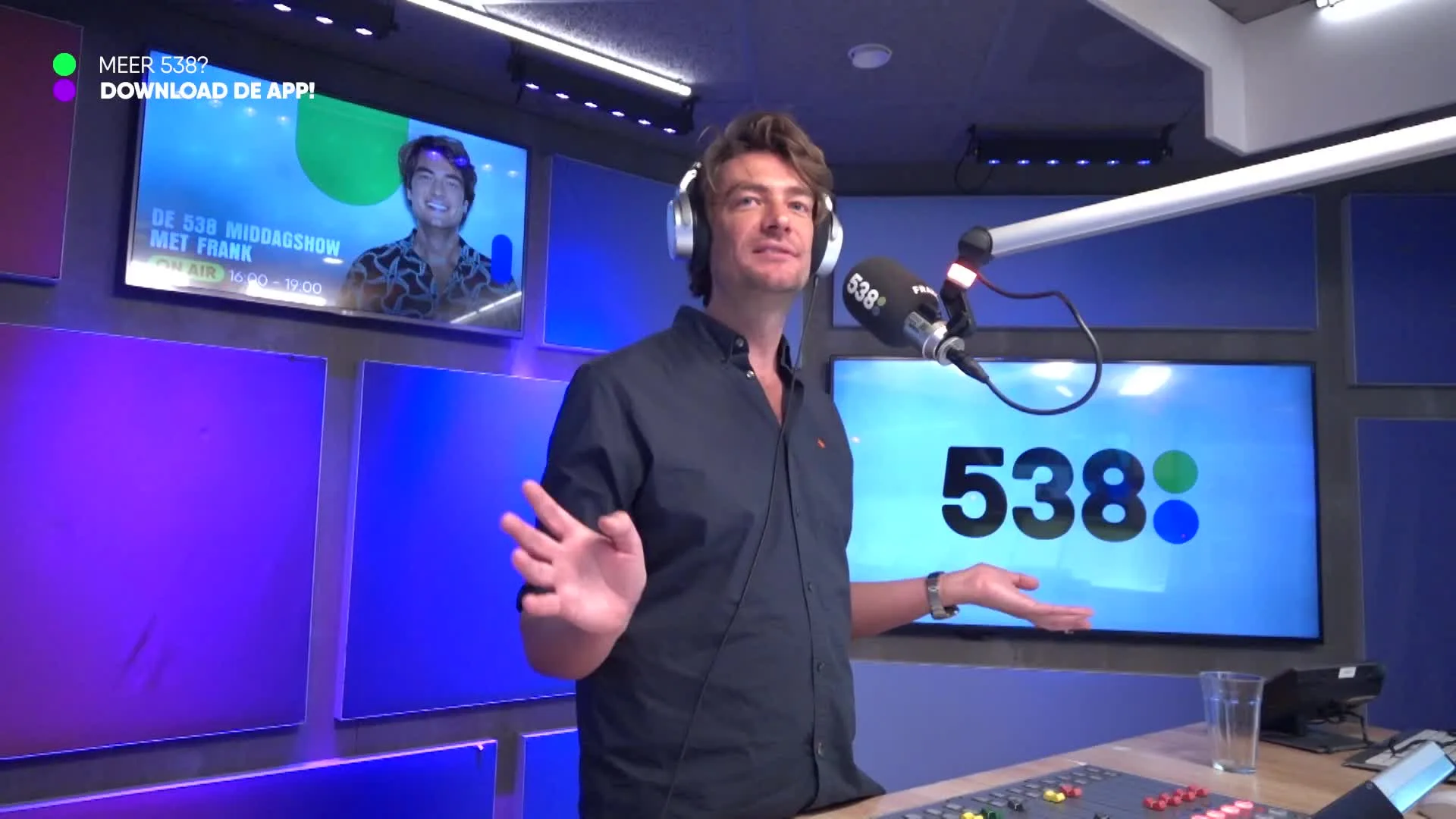 Chantal Janzen over De Piano!