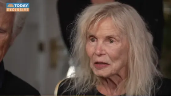 Moeder Matthew Perry onthult opmerkelijk laatste gesprek met hem