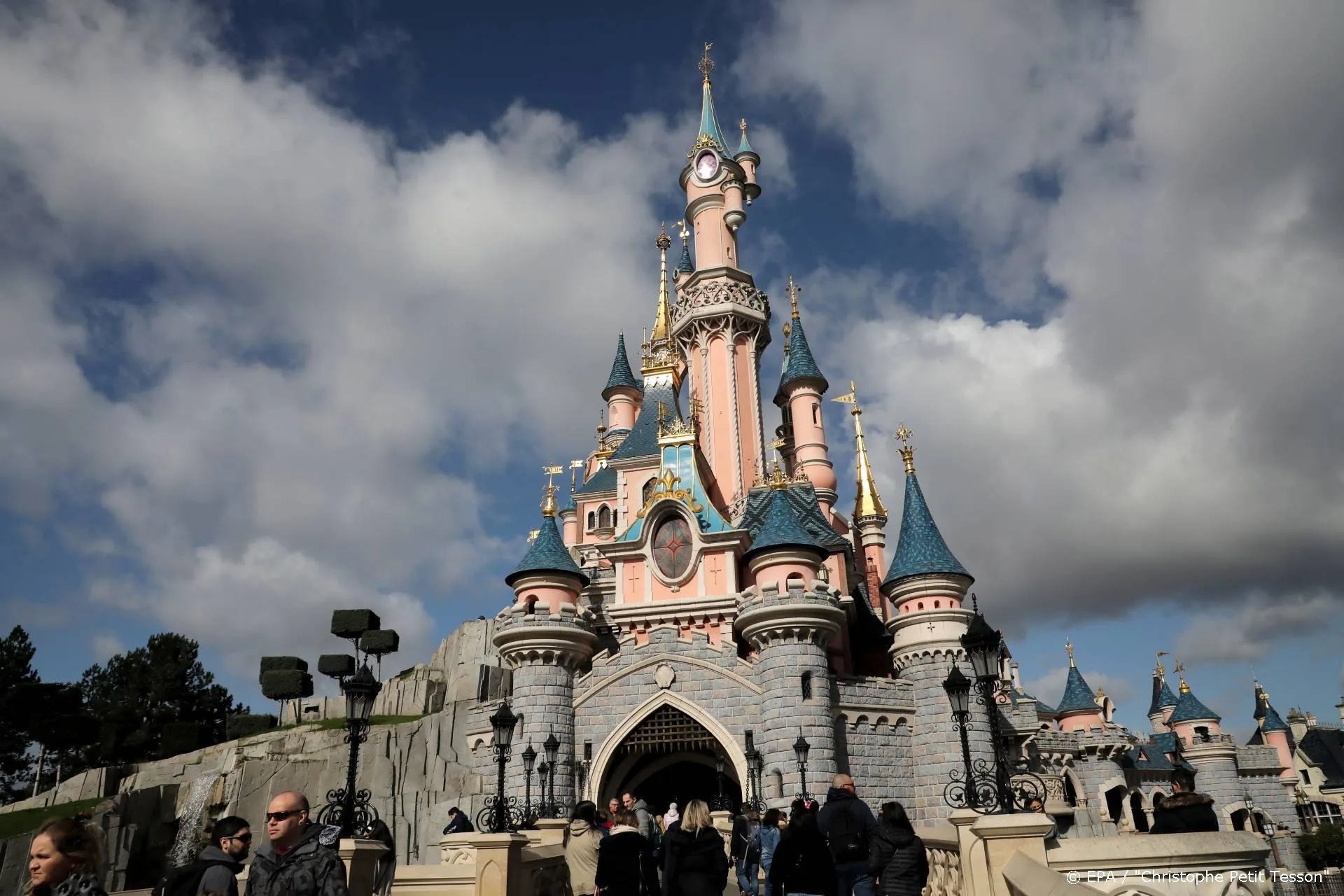 Disneyland Parijs weer open vanaf 15 juli