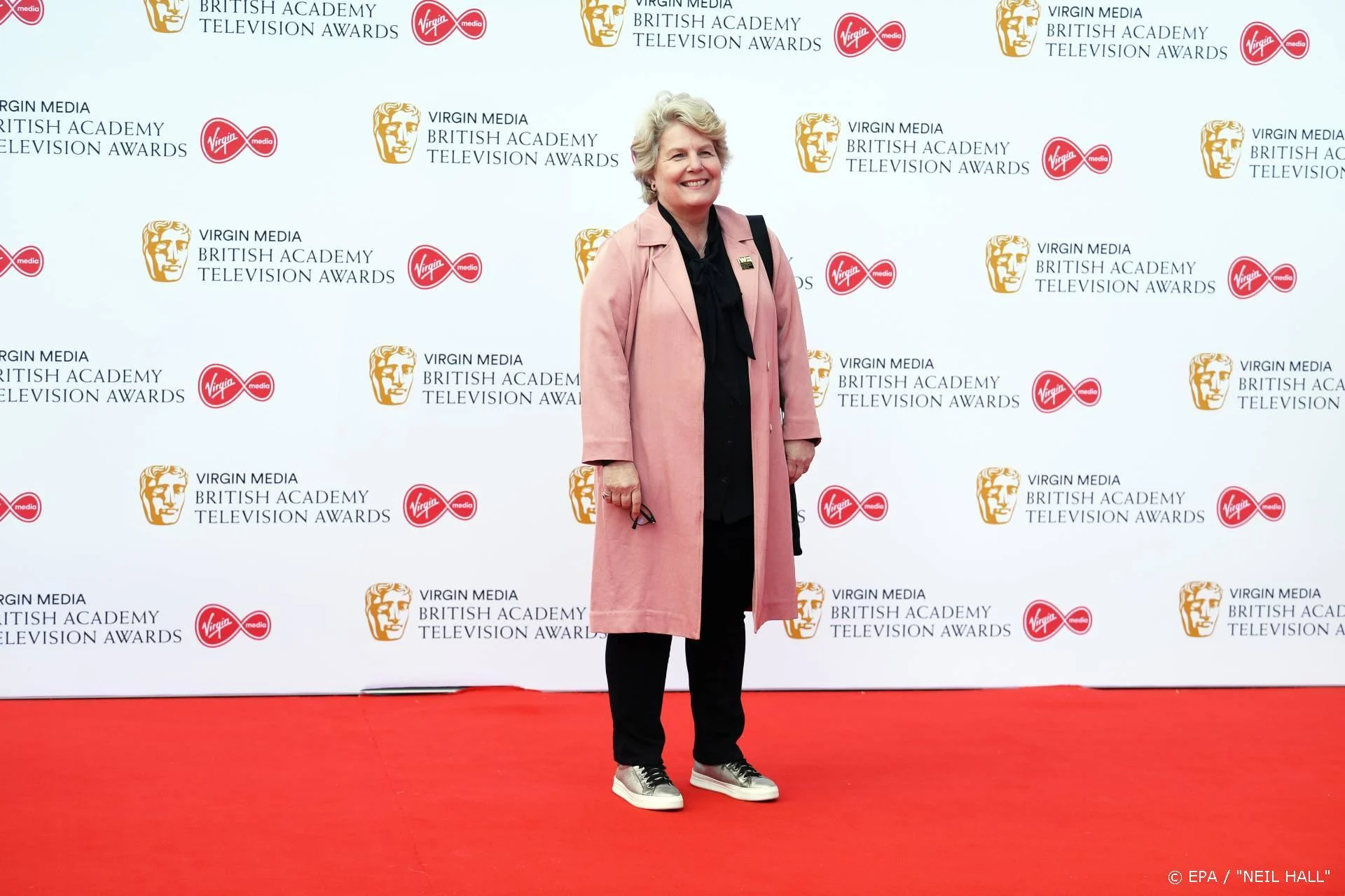 Sandi Toksvig verlaat Great British Bake Off