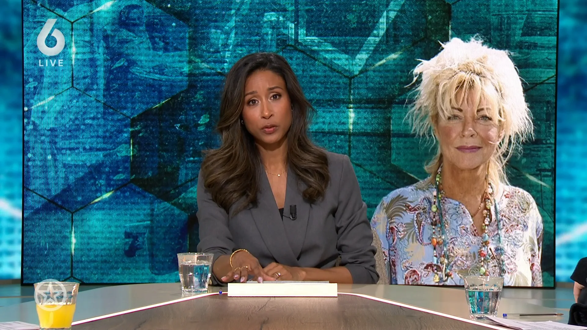 Patty Brard neemt afscheid van Manuëla Kemp op IC