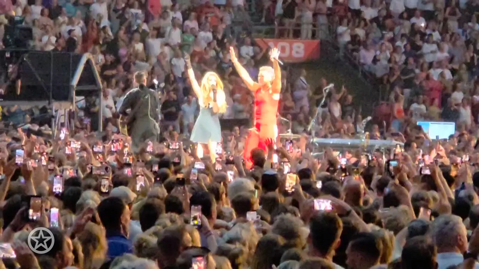 Een bijzondere gast bij Robbie Williams