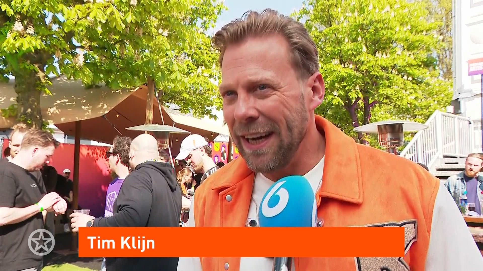 Radio 538 maakt uitzending vanuit de woonkamer van de jarige Gerard Joling