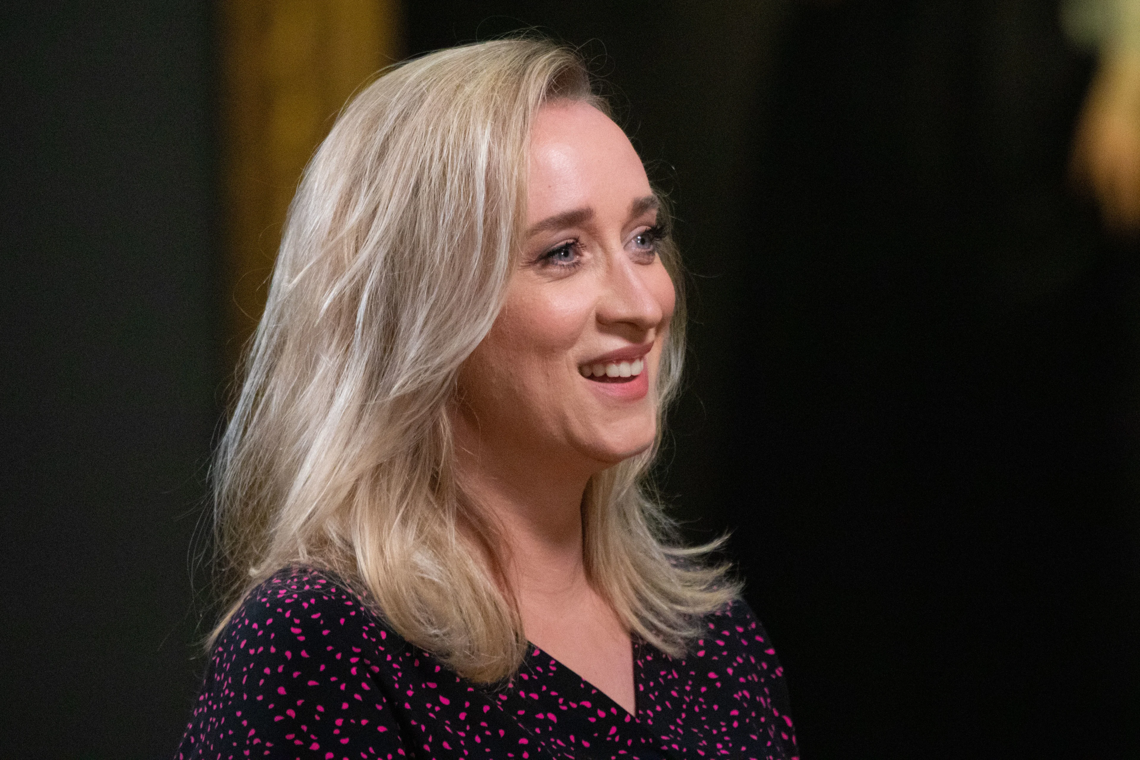 Volgers Eva Jinek in verwarring: 'Ben je zwanger?'