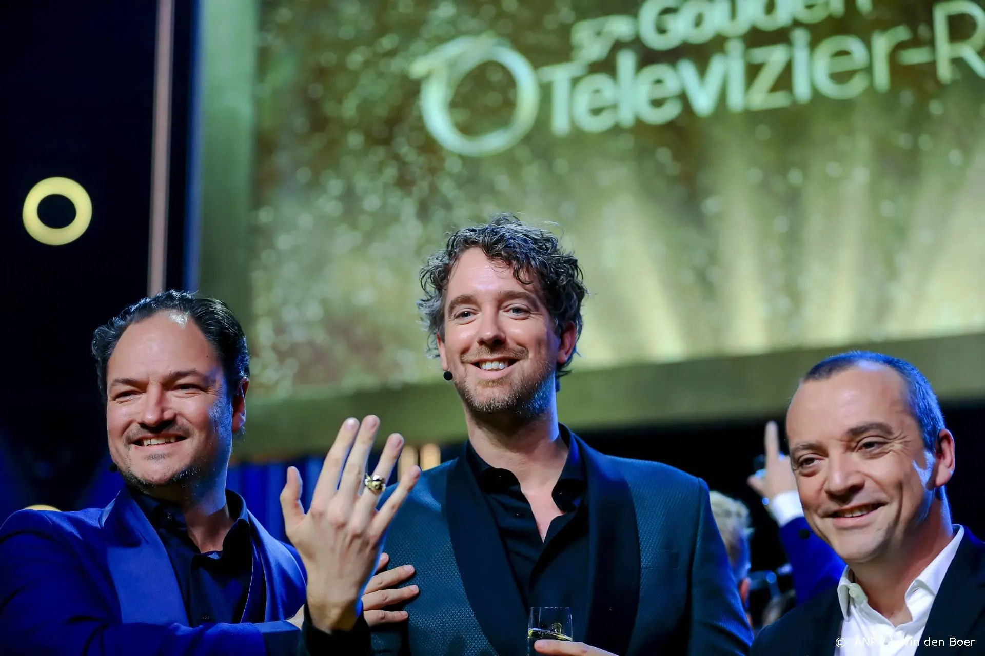 Dit zijn de reacties op winst Even Tot Hier