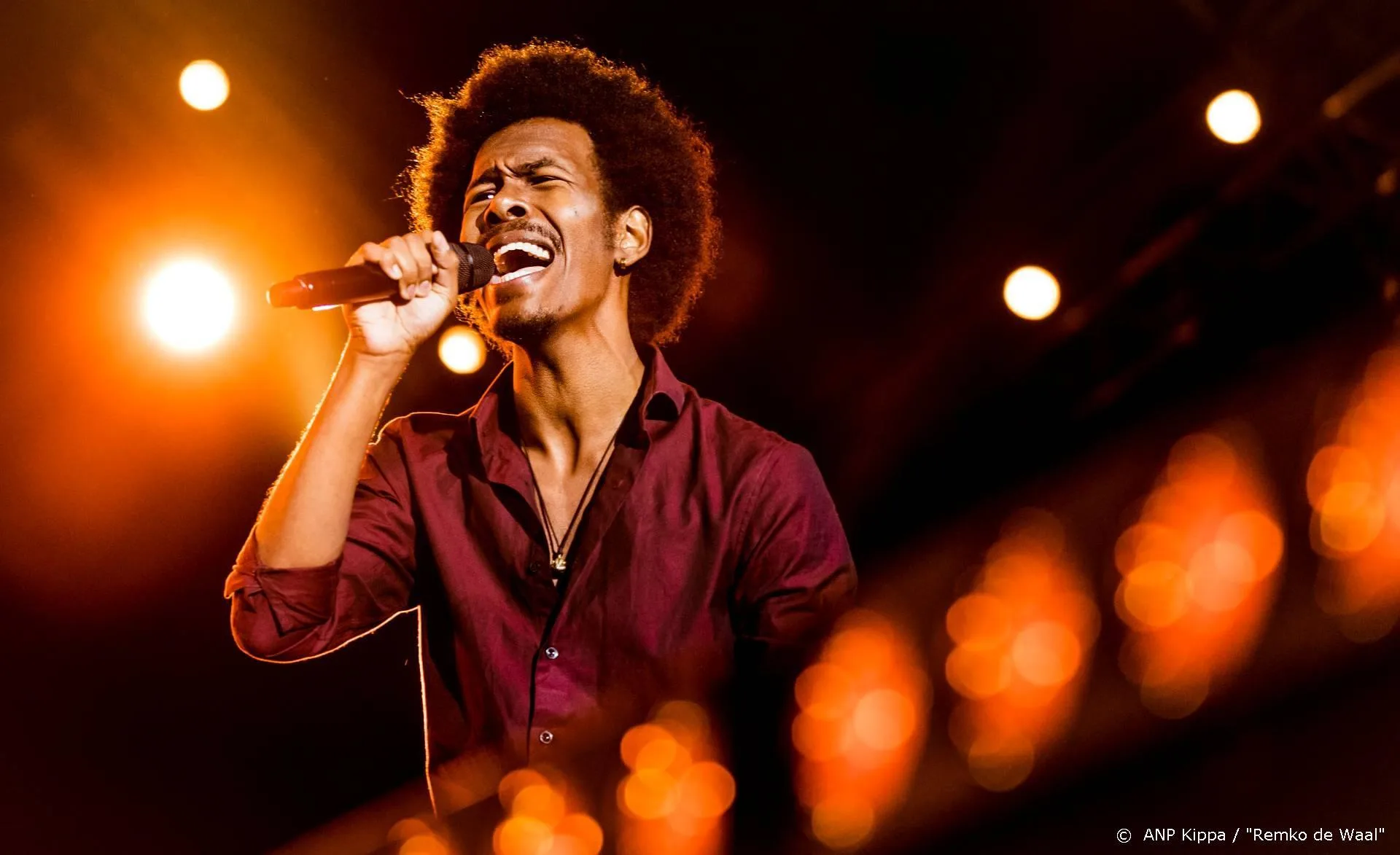 Cornald Maas: Jeangu Macrooy past in music first-gedachte