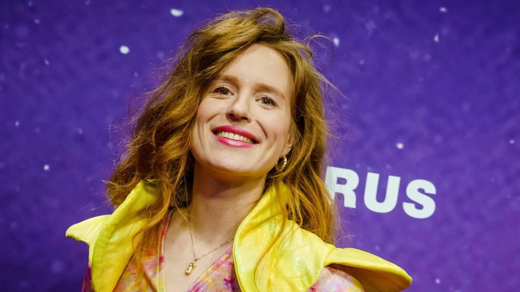 Merol twijfelt over lichaamshaar: 'Bang dat vreemden me vies vinden'