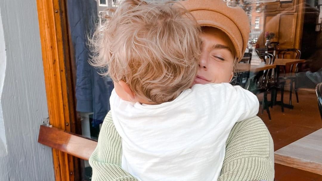 Roxeanne emotioneel over jarige Fender (3)