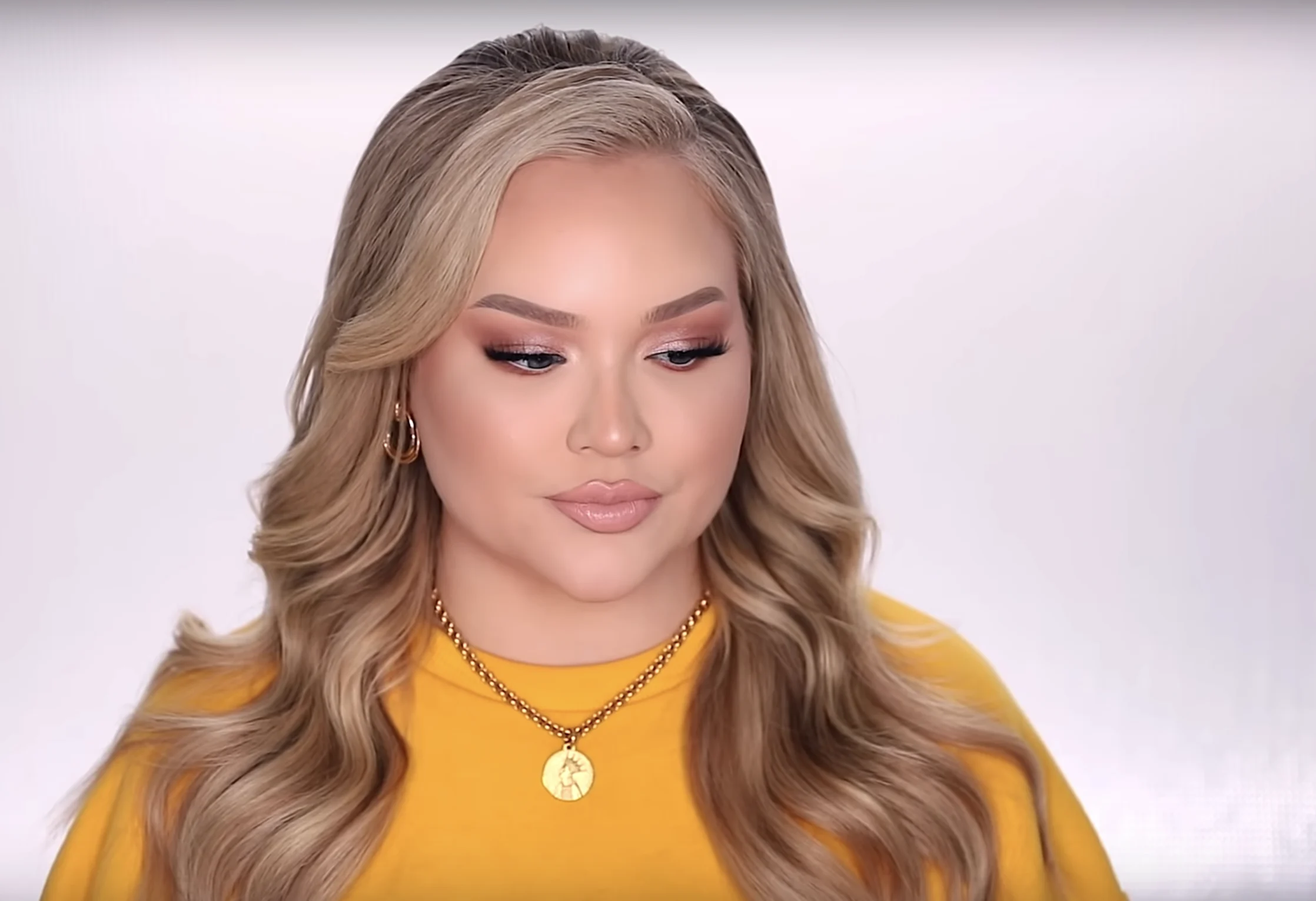 NikkieTutorials geeft toe: 'Ik ben transgender'