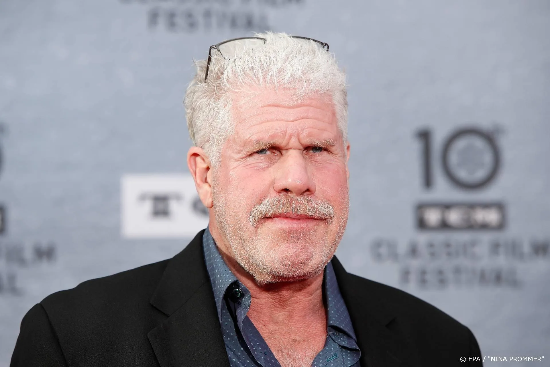 Ron Perlman daagt Ted Cruz uit tot vechtpartij