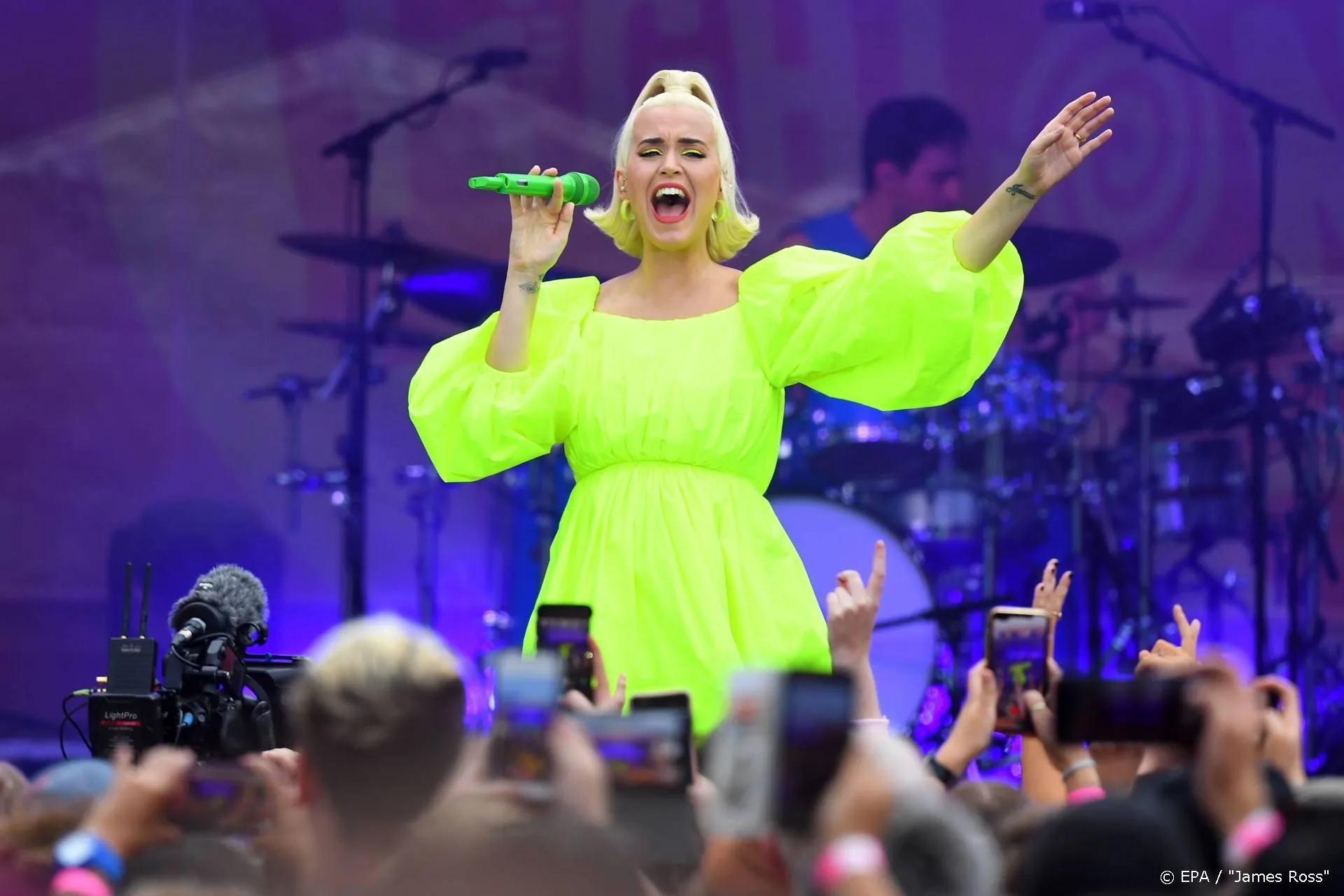 Katy Perry rouwt om het verlies van haar kat Kitty Purry