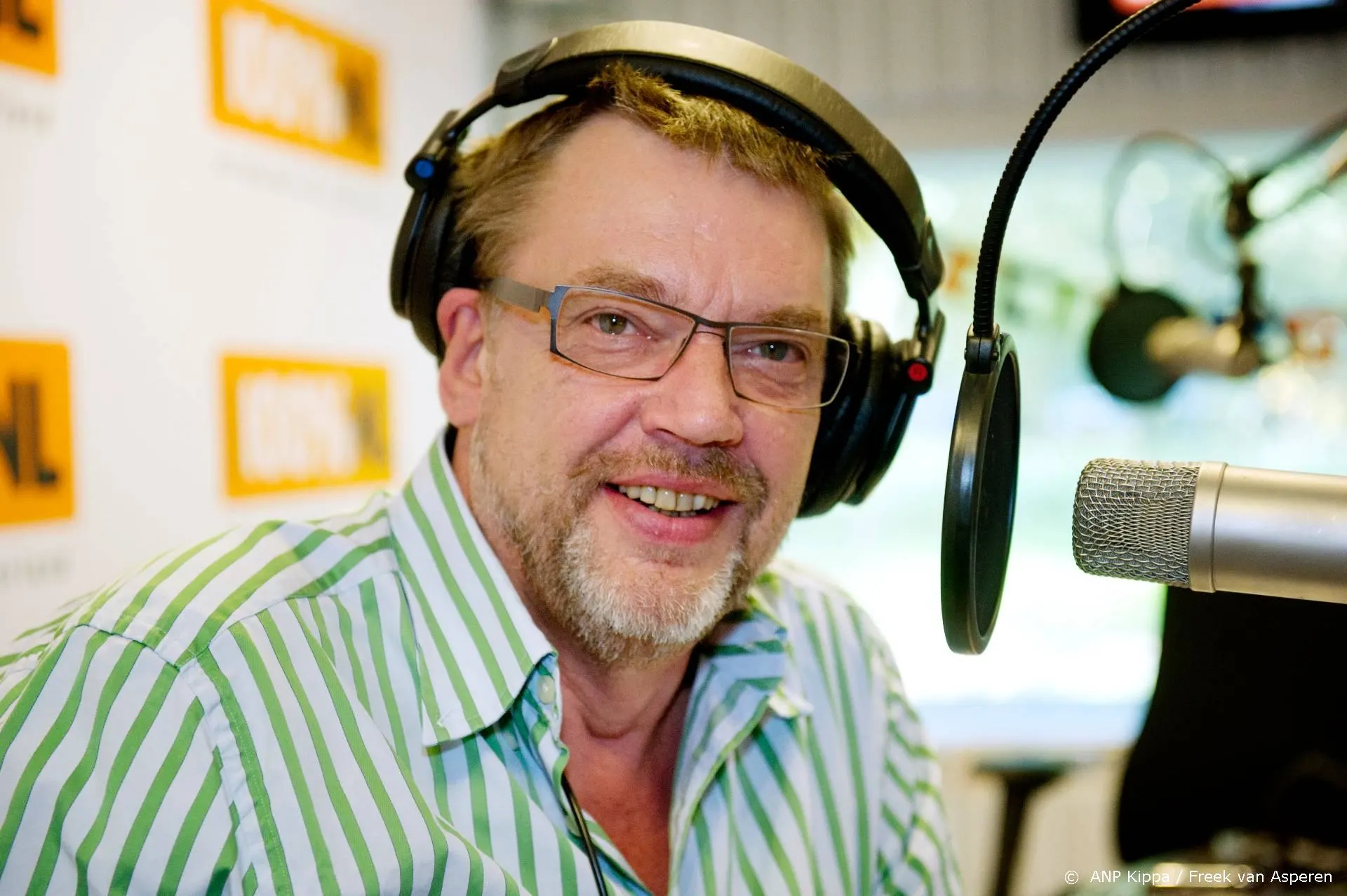 Westbroek met dood bedreigd vanwege sintlied zonder Zwarte Piet