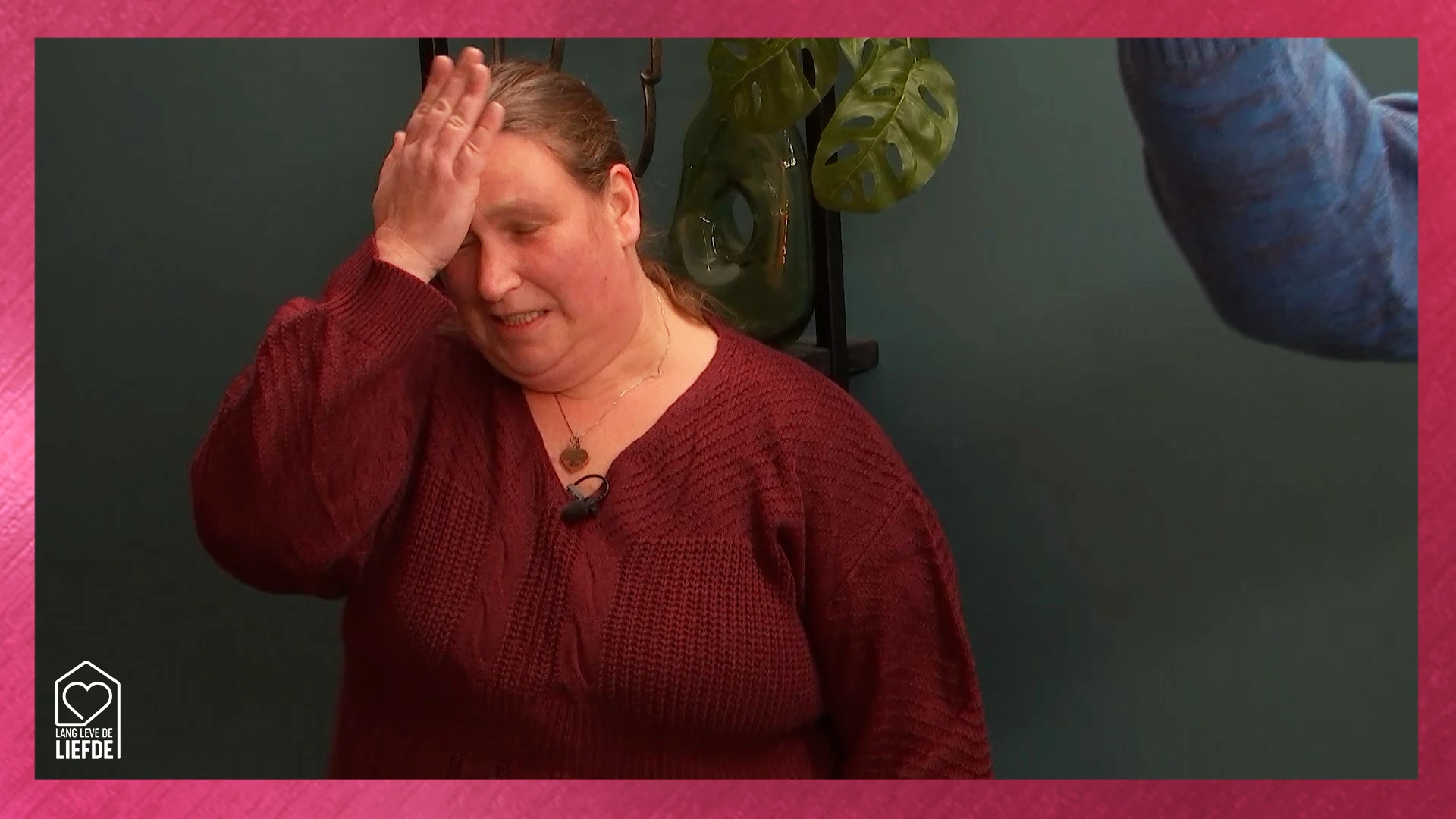 Gosse vraagt al voor toestemming om naar het toilet te gaan