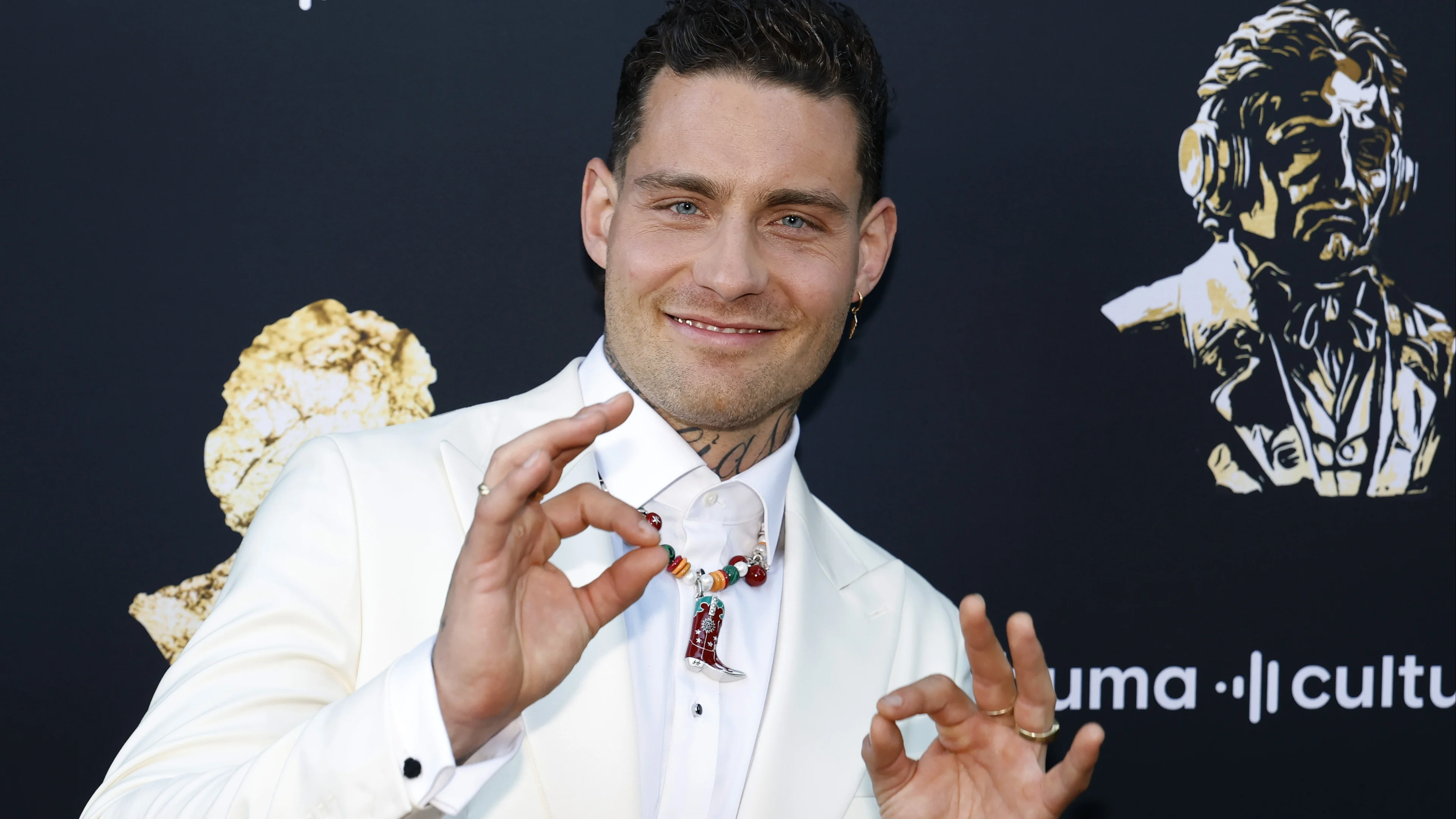 Douwe Bob luidt de feestdagen in met een primeur