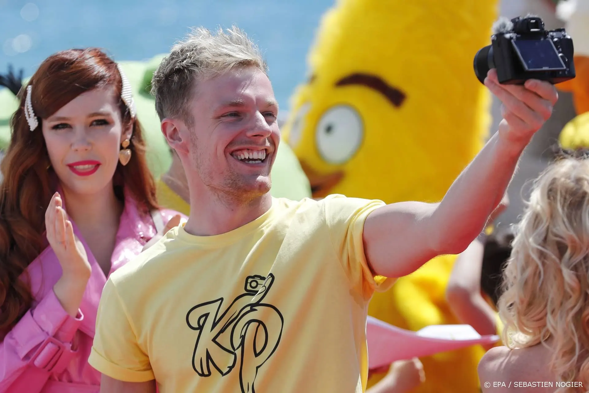 Enzo Knol doet aangifte na inbraak