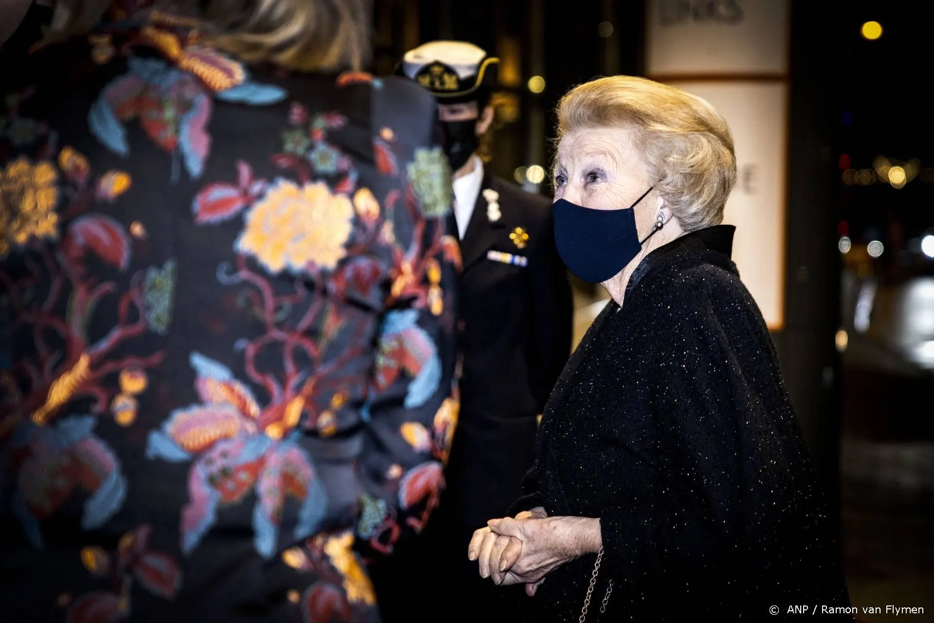 Prinses Beatrix bij herdenking Bernard Haitink