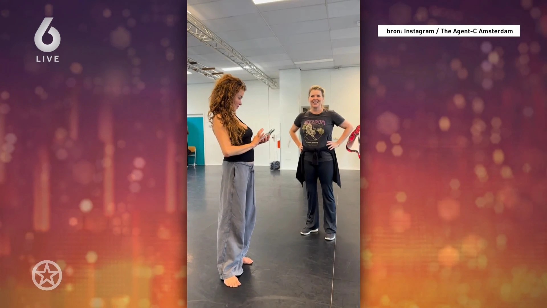 Katja Schuurman en Babette van Veen druk met repetities Het Grote Ademnood Discobal