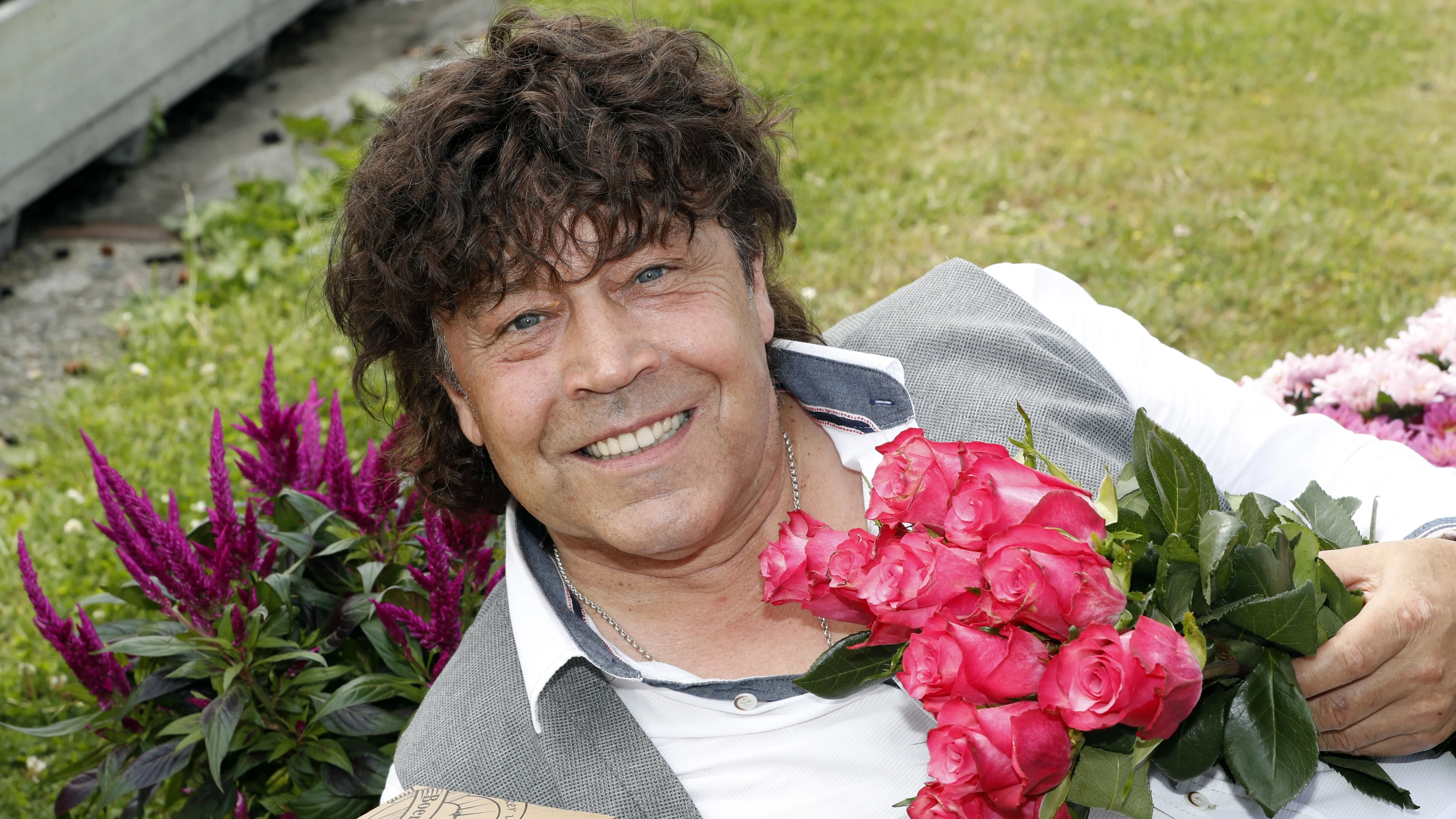 Dennie Christian hoopt op hereniging met overleden echtgenote