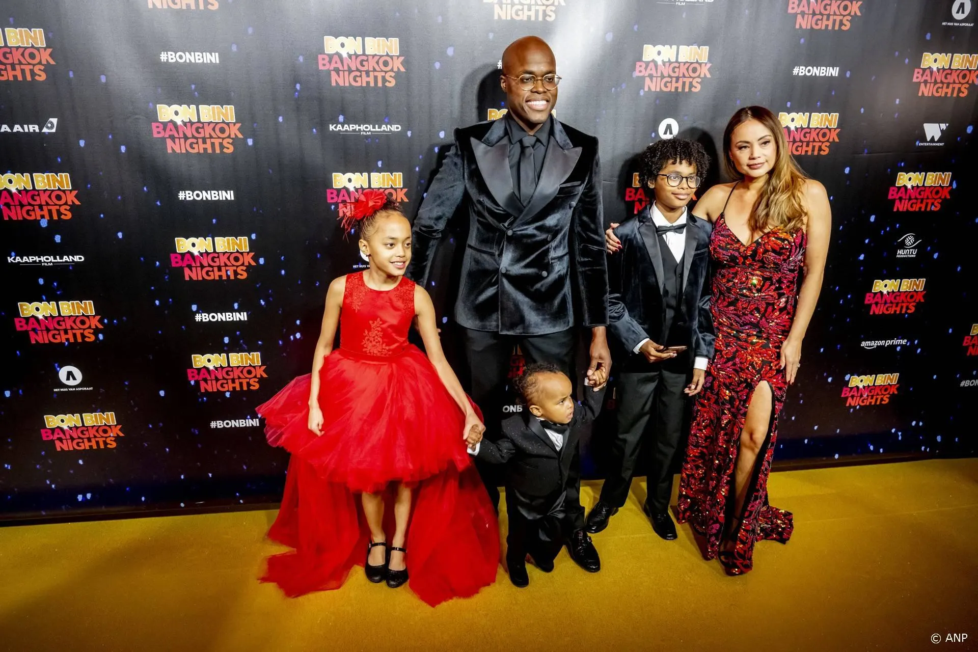 Jandino Asporaat leidt nu totaal ander leven op Curacao