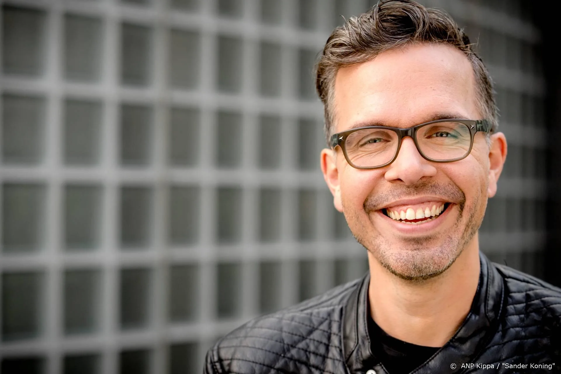 Michiel Veenstra dolblij met eerste luistercijfers KINK