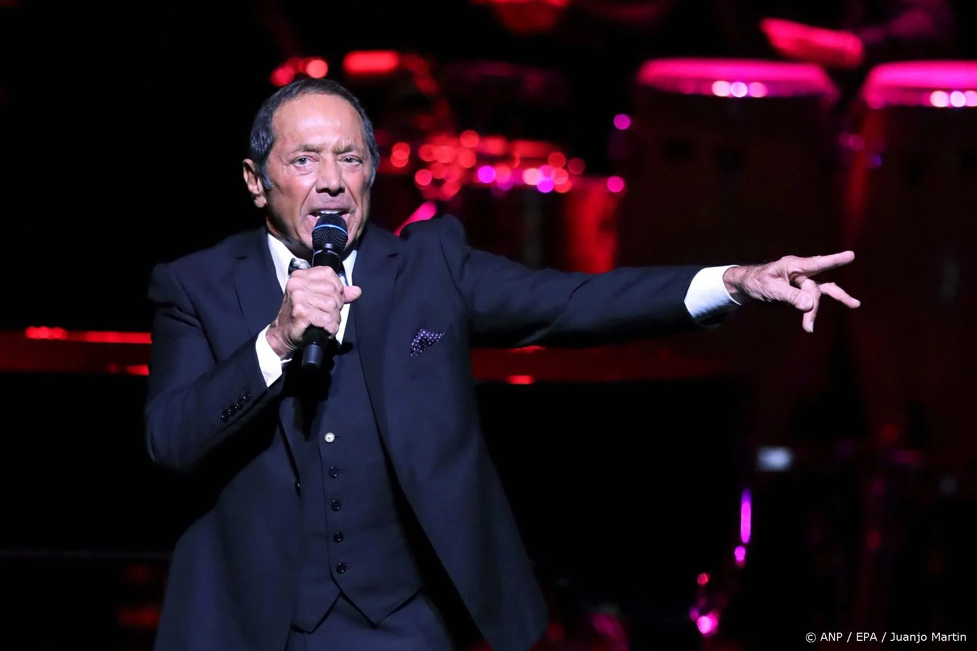 84-jarige Paul Anka deelt reden gezond lijf: 'Heeft vruchten afgeworpen'