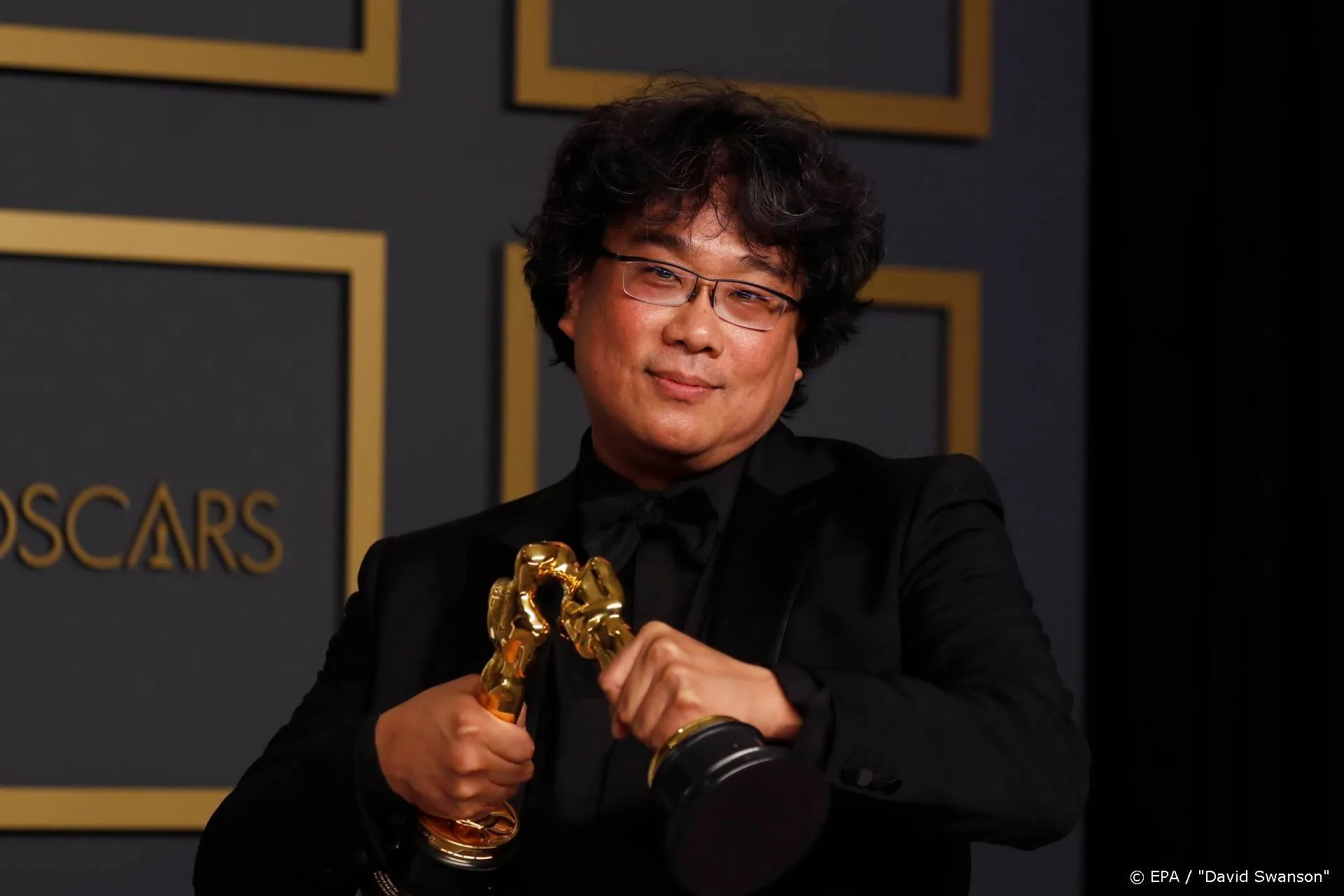 Parasite-regisseur als held onthaald in Zuid-Korea