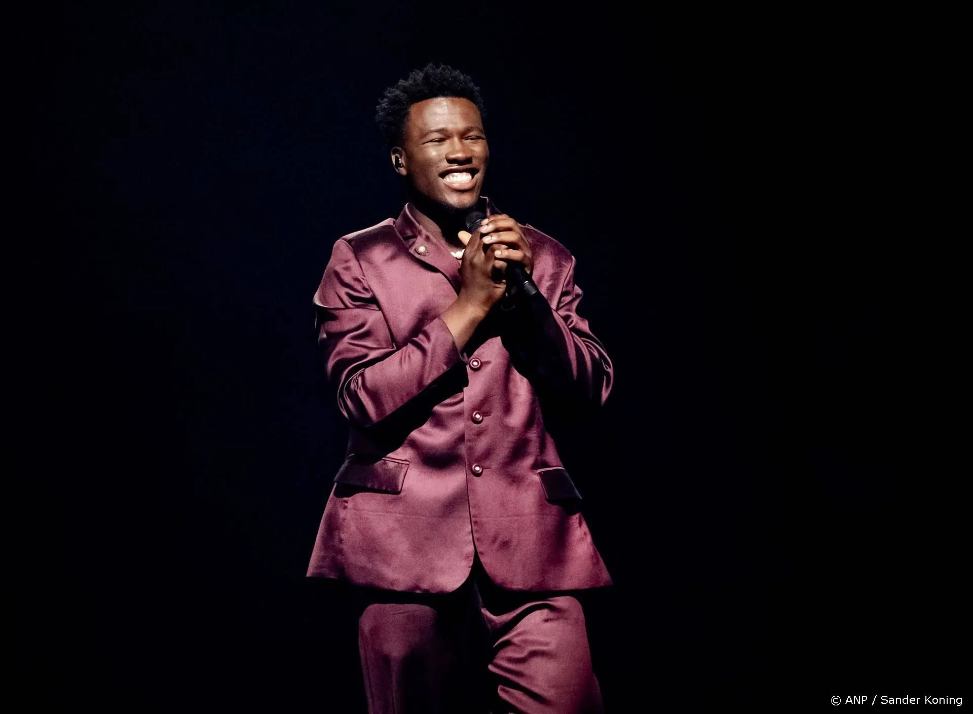 Hele songfestivalact Claude nu al uitgelekt en te zien