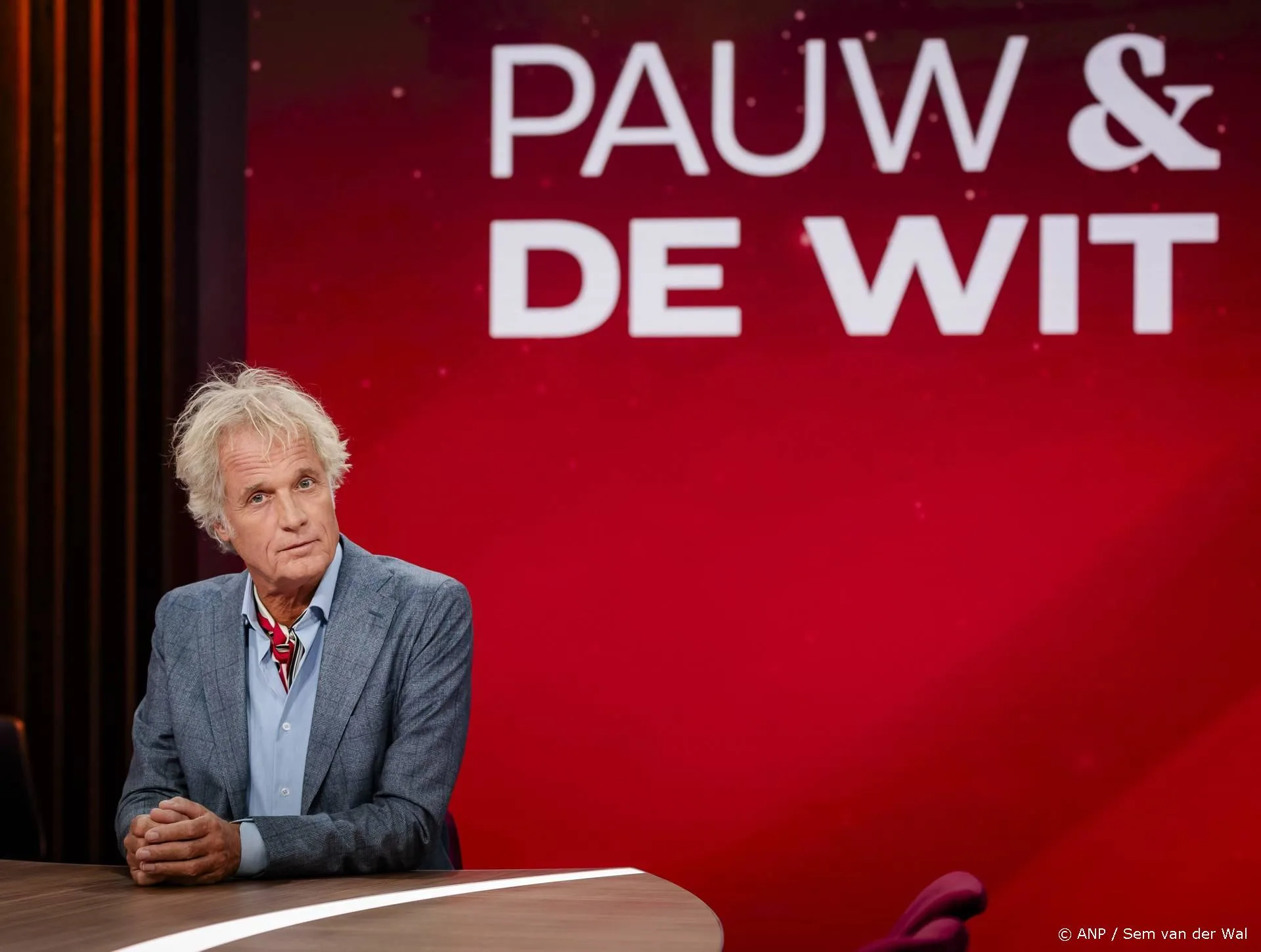 Aparte bewering over Jeroen Pauw: ‘Sjaaltje als geheim wapen’