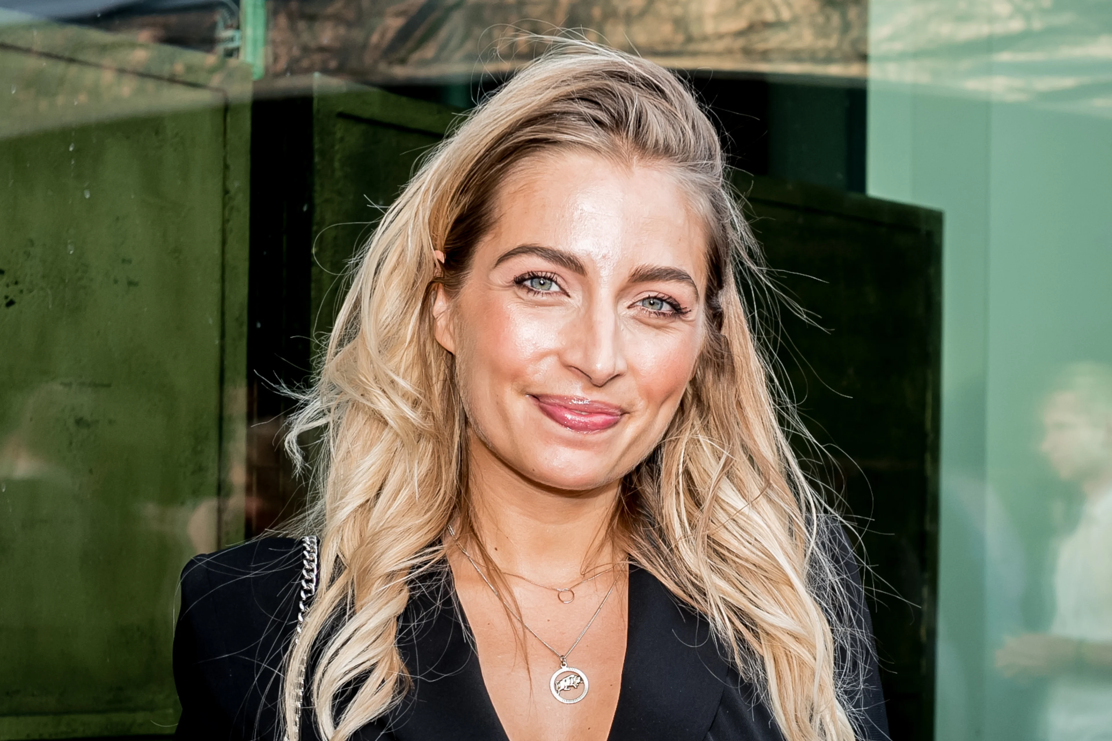 ZIEN: Shelly Sterk deelt waanzinnige transformatie