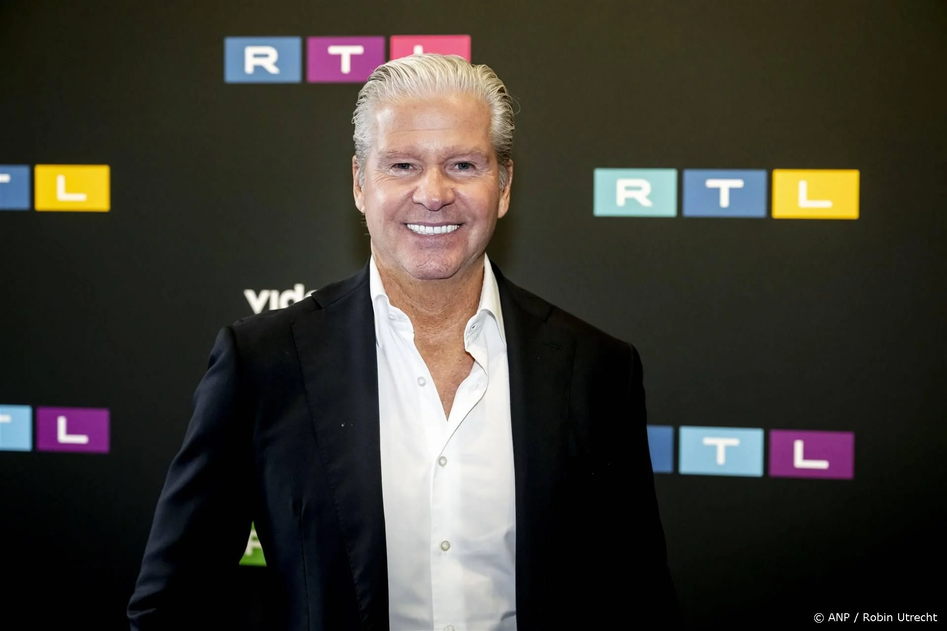 Ook Dries Roelvink laat zich uit over Matthijs van Nieuwkerk