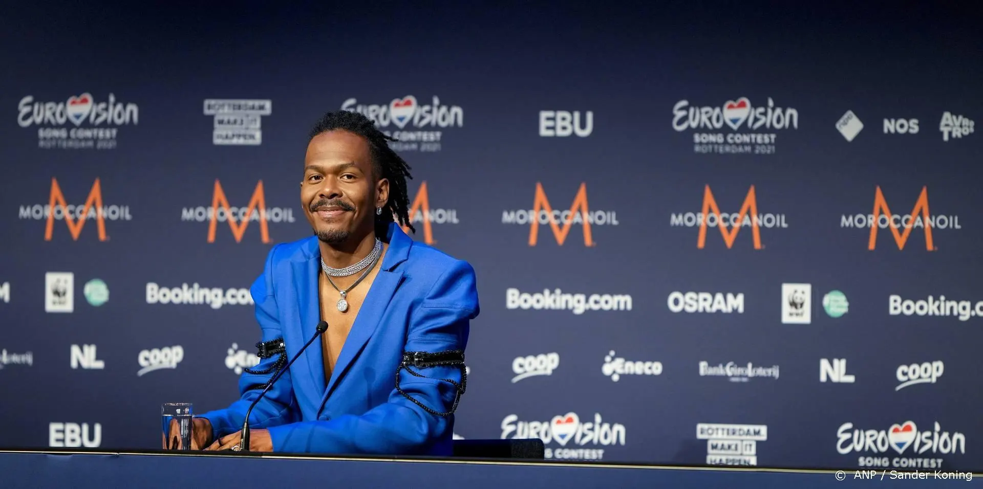 Ontspannen Jeangu tevreden met tweede repetitie