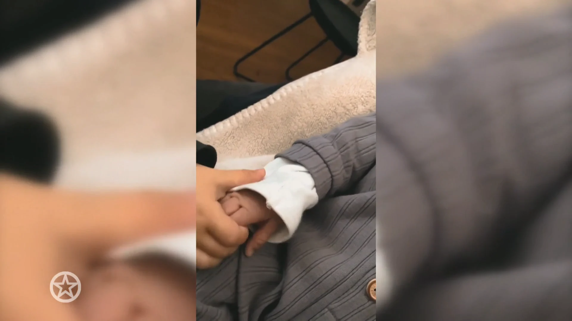 Oudste dochter Shary-An gek op zusje