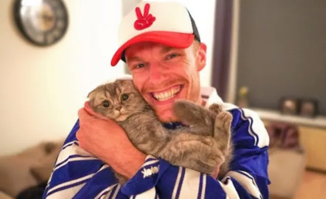 Enzo Knol showt billenpartij aan volgers