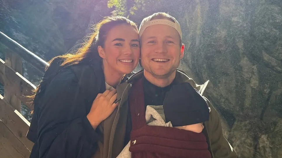 Kalvijn eerlijk over de eerste vakantie met zijn zoon