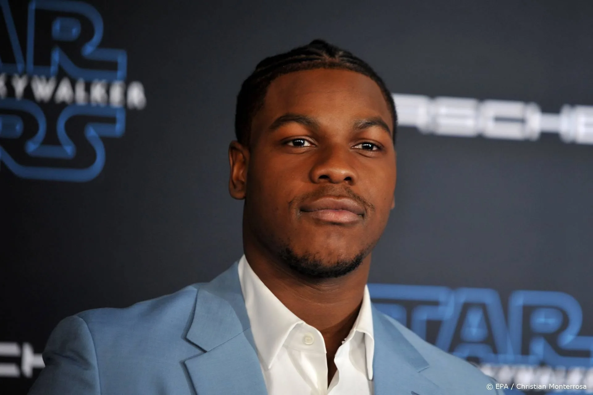 John Boyega stopt bij parfummerk om Chinees reclamespotje