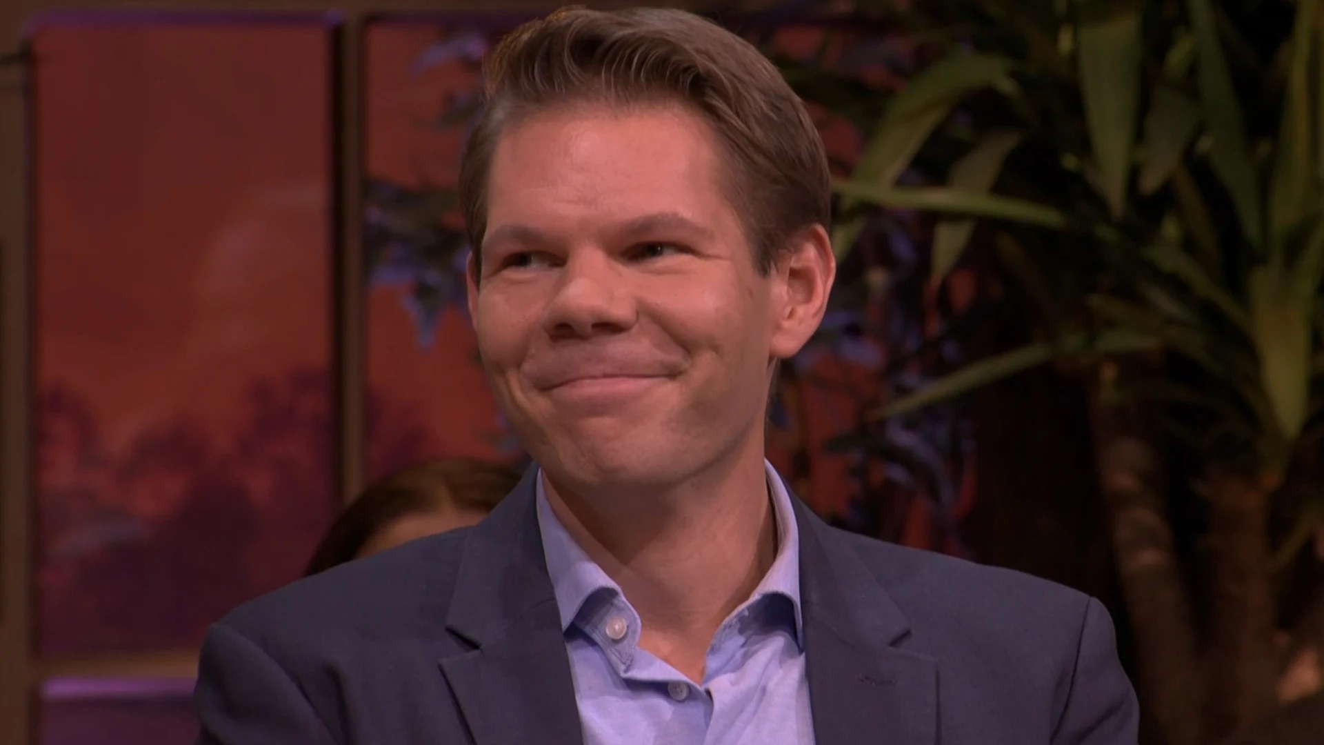 Victor Vlam heeft enorme crush op Oranjezondag-gast: 'Zo'n lekkerding!'