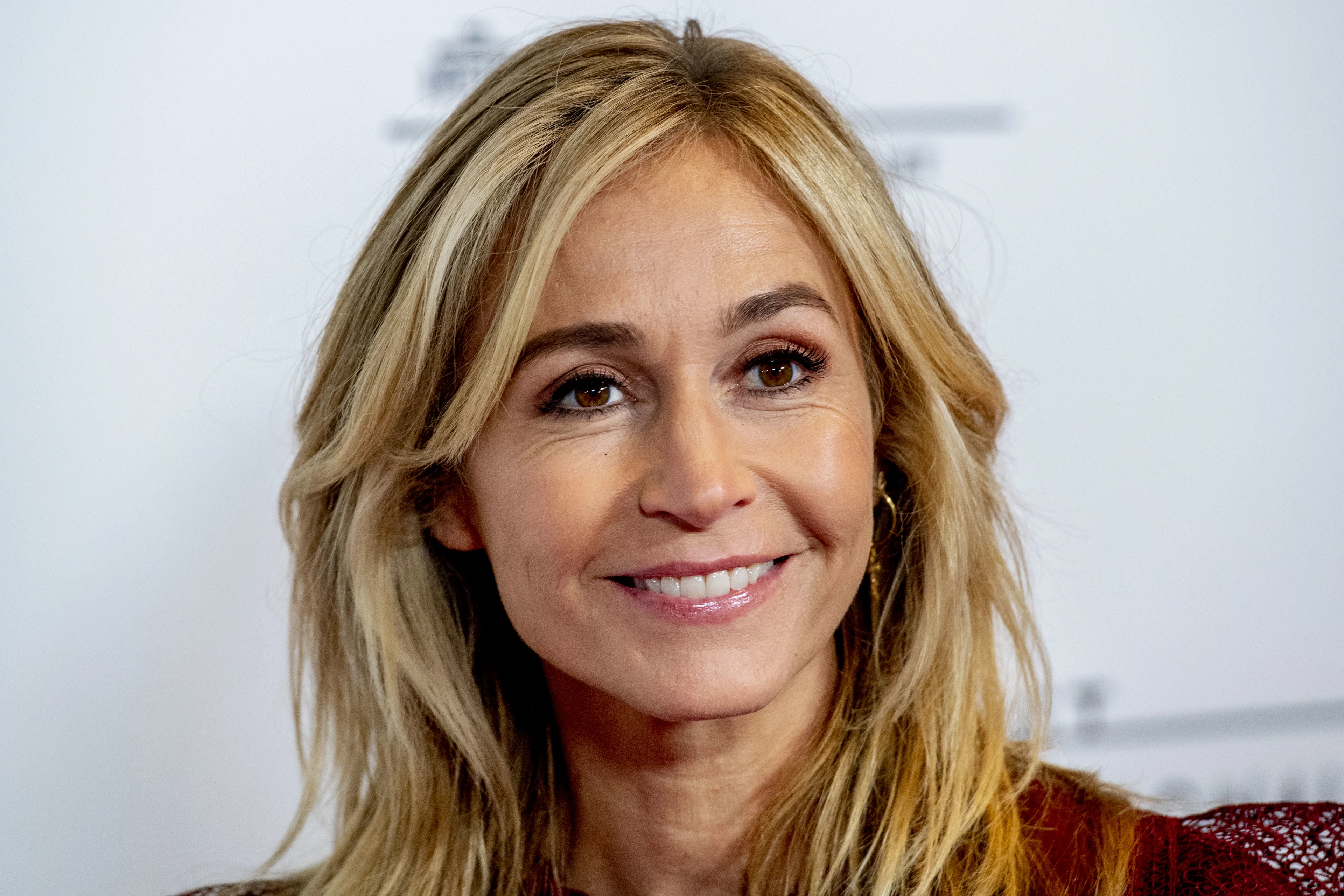 Wendy van Dijk moet onder het mes