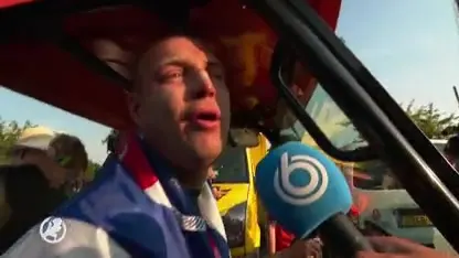 Maarten van der Weijden volbrengt 195 kilometer lange 11Stedenzwemtocht