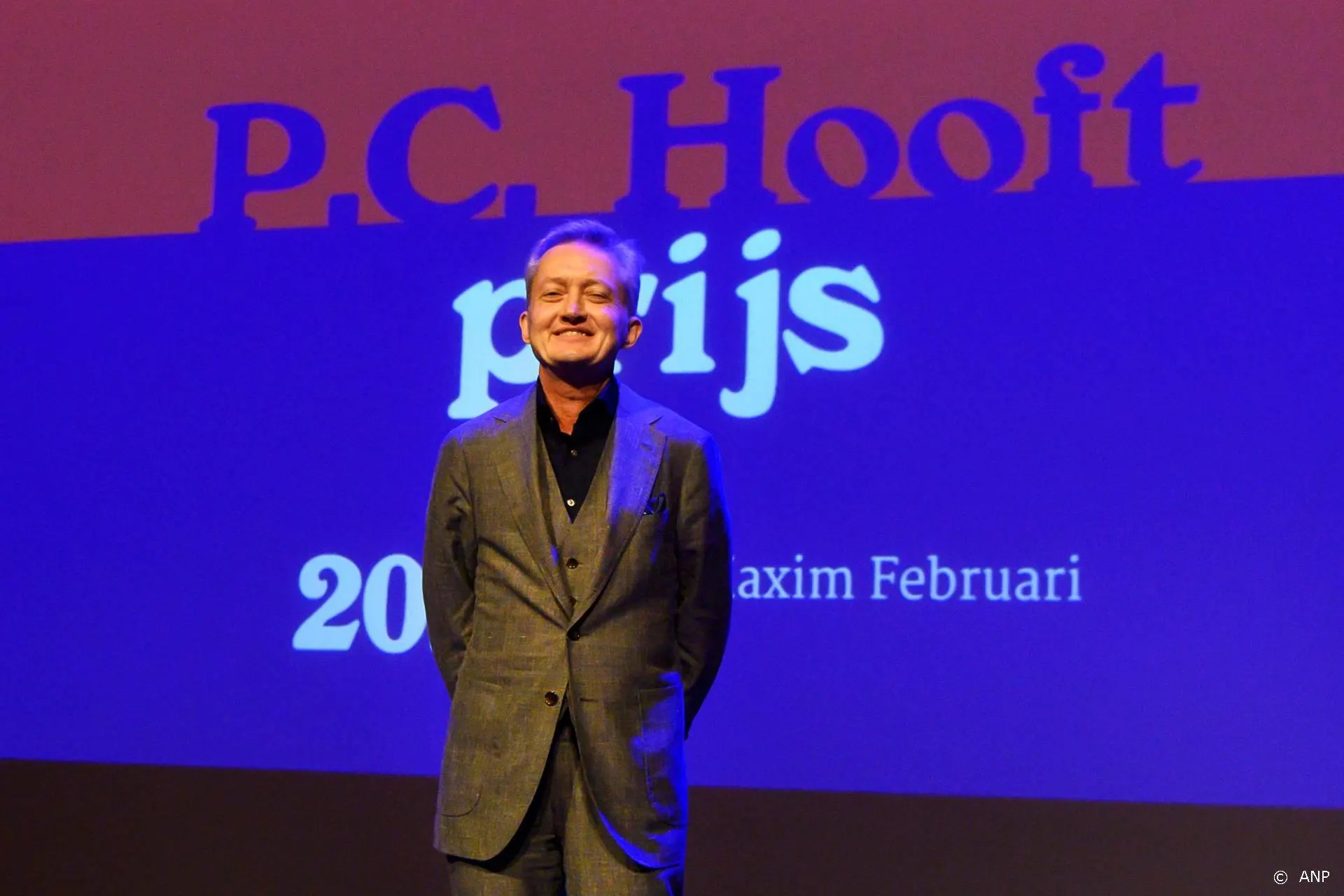 P.C. Hooft-prijs 2020 uitgereikt aan Maxim Februari