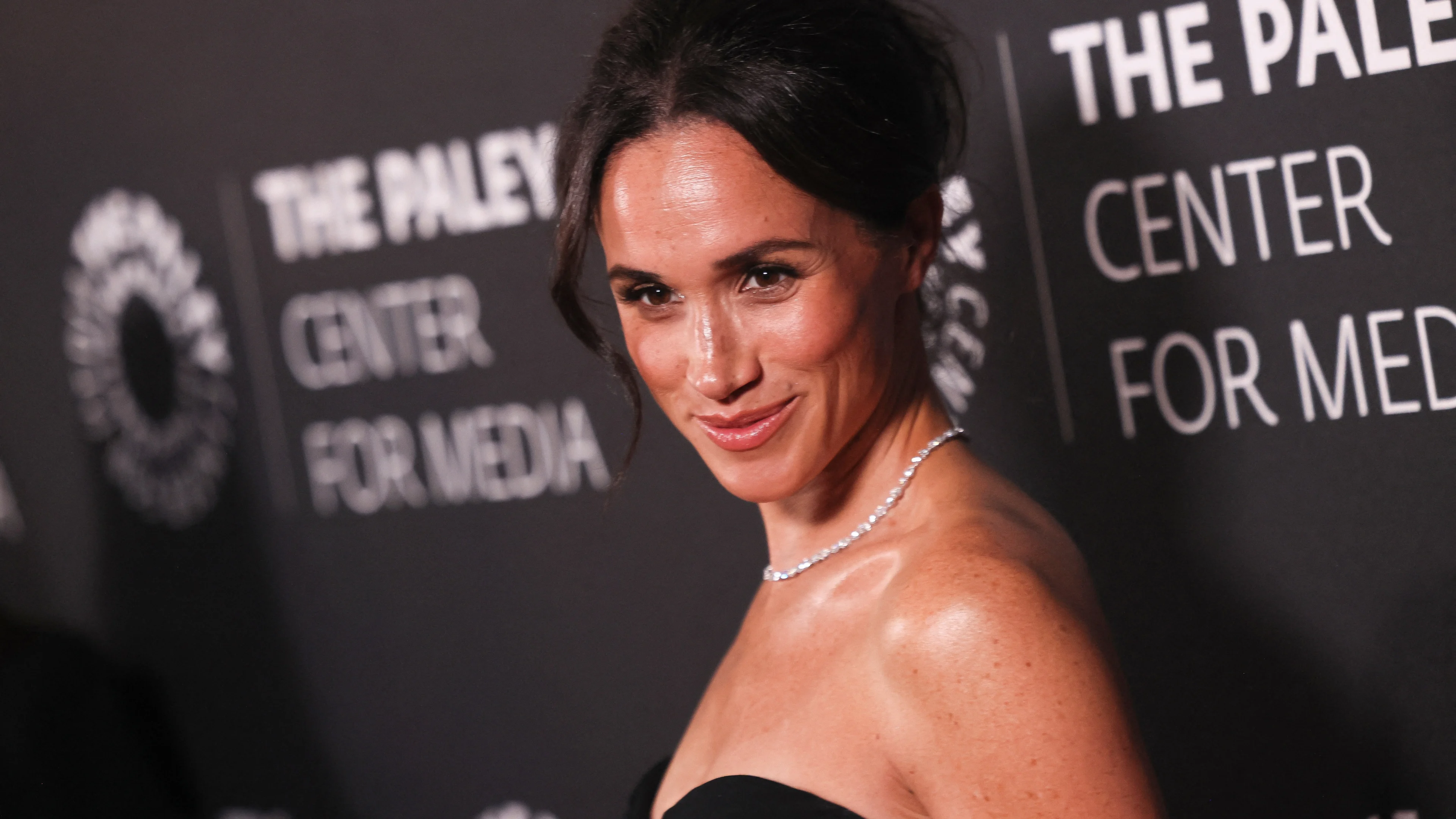 Hertogin Meghan in diepe rouw: 'Ontelbare tranen gelaten'