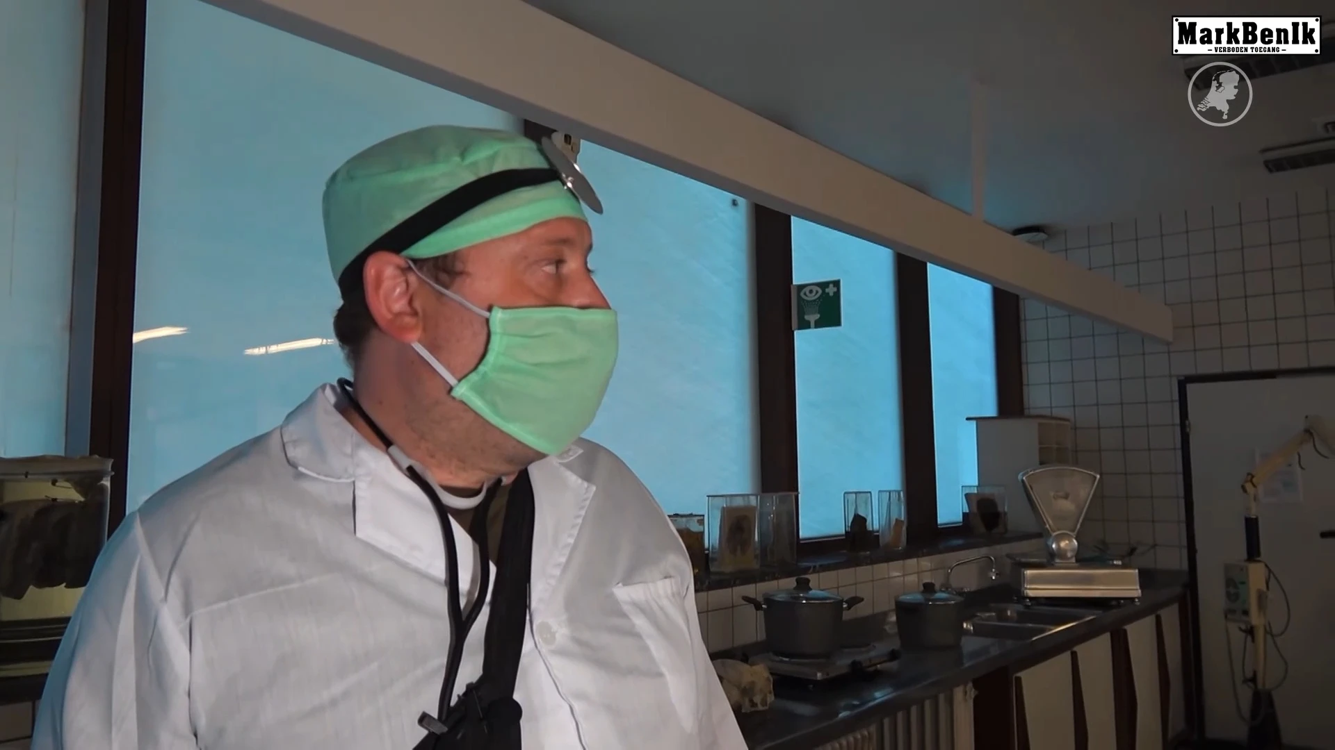 Bizar: youtuber vindt lijken in mortuarium dat al jaren dicht is