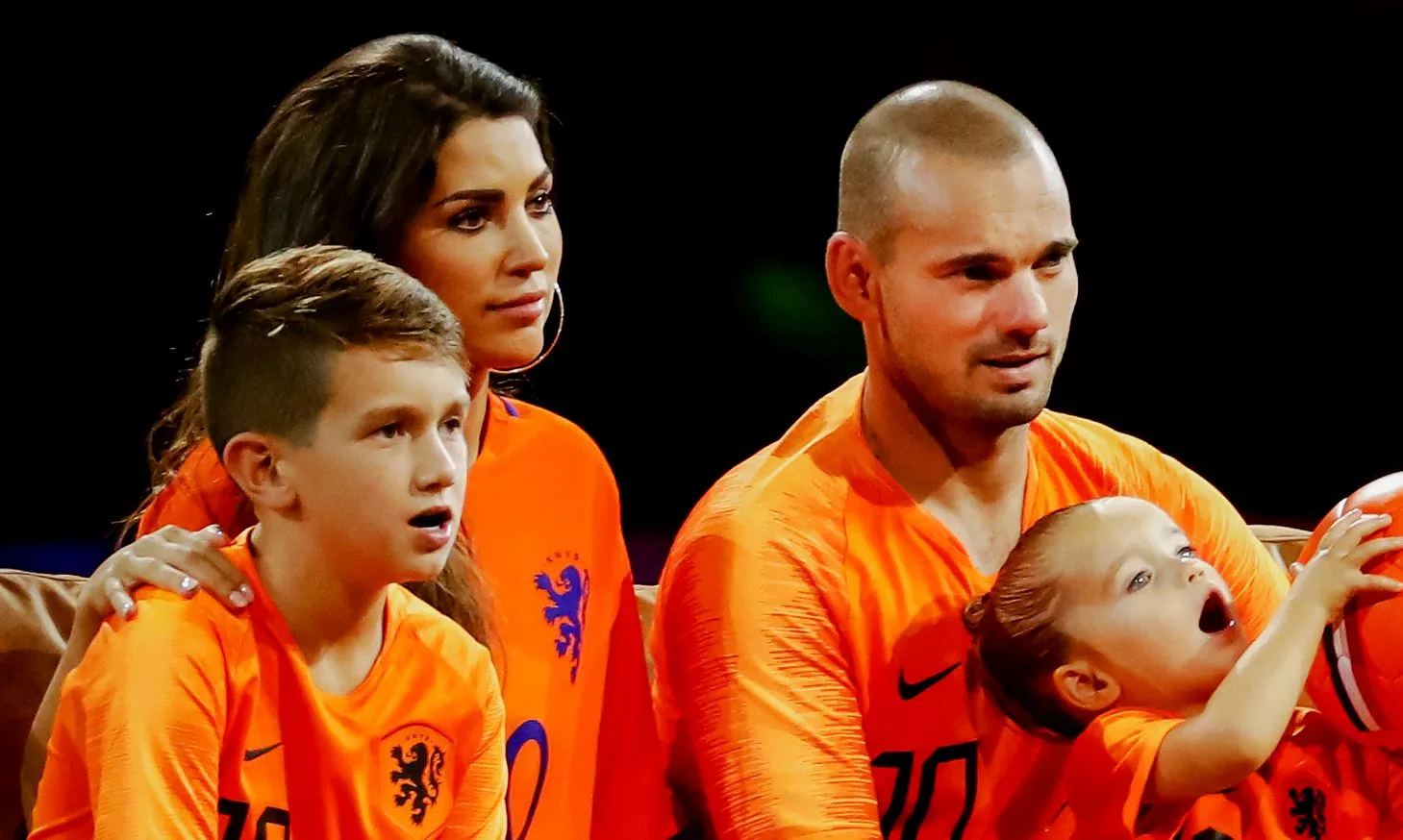 'Wesley Sneijder en moeder teleurgesteld in familie Yolanthe'