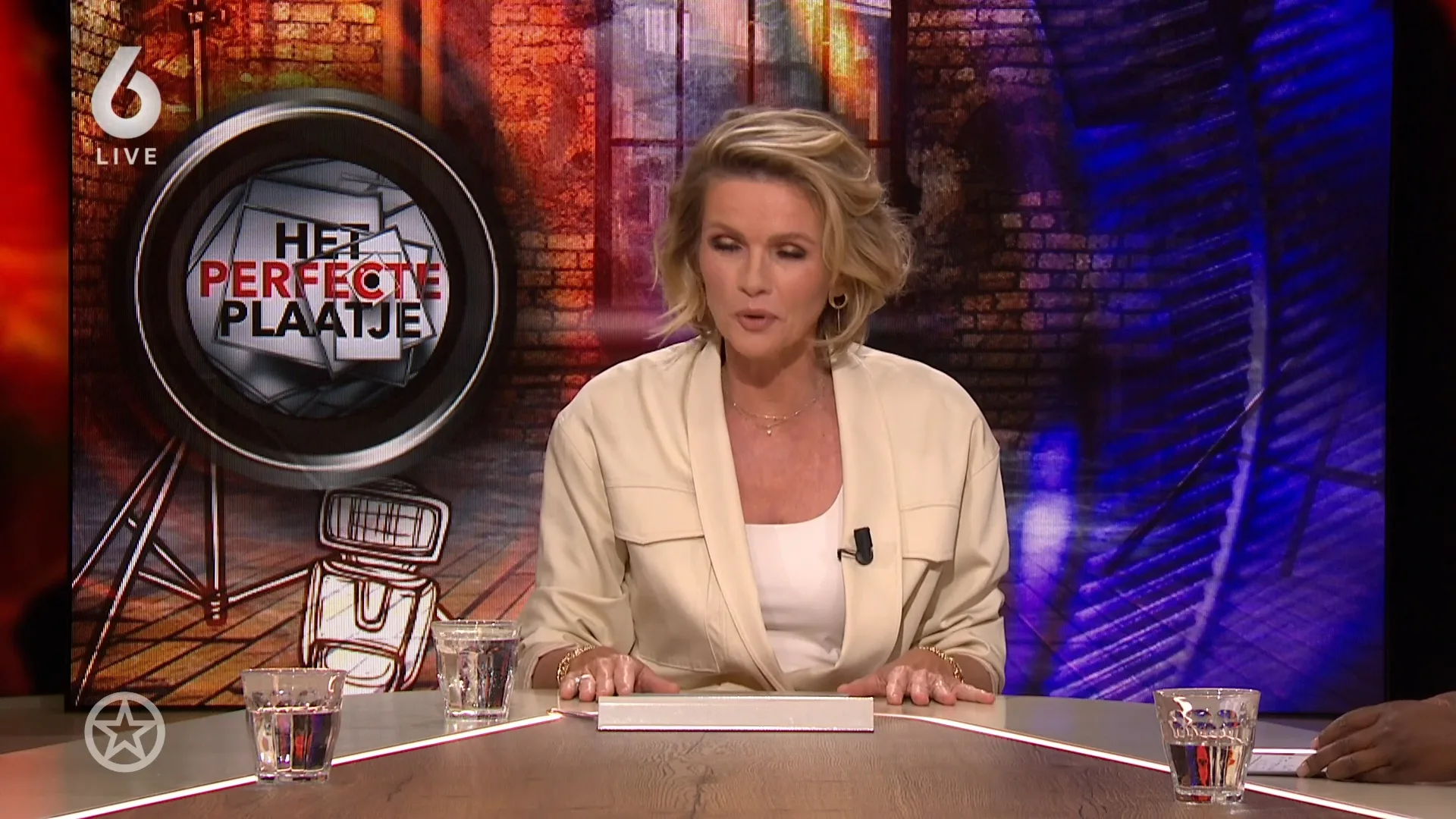 William is al tijden boos over waar seizoen 1 van het perfecte plaatje is gebleven.