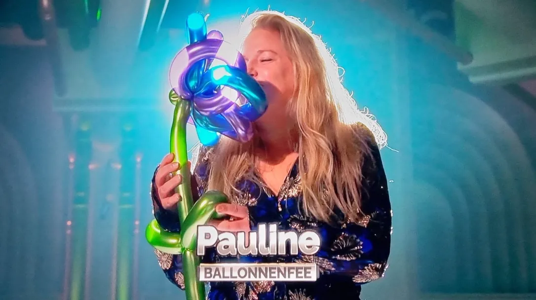 Kijkers Blow Up stomverbaasd door 'Ballonnenfee'