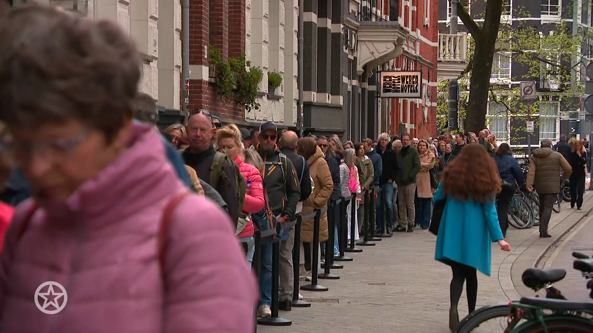 Massale opkomst voor afscheid Rob de Nijs