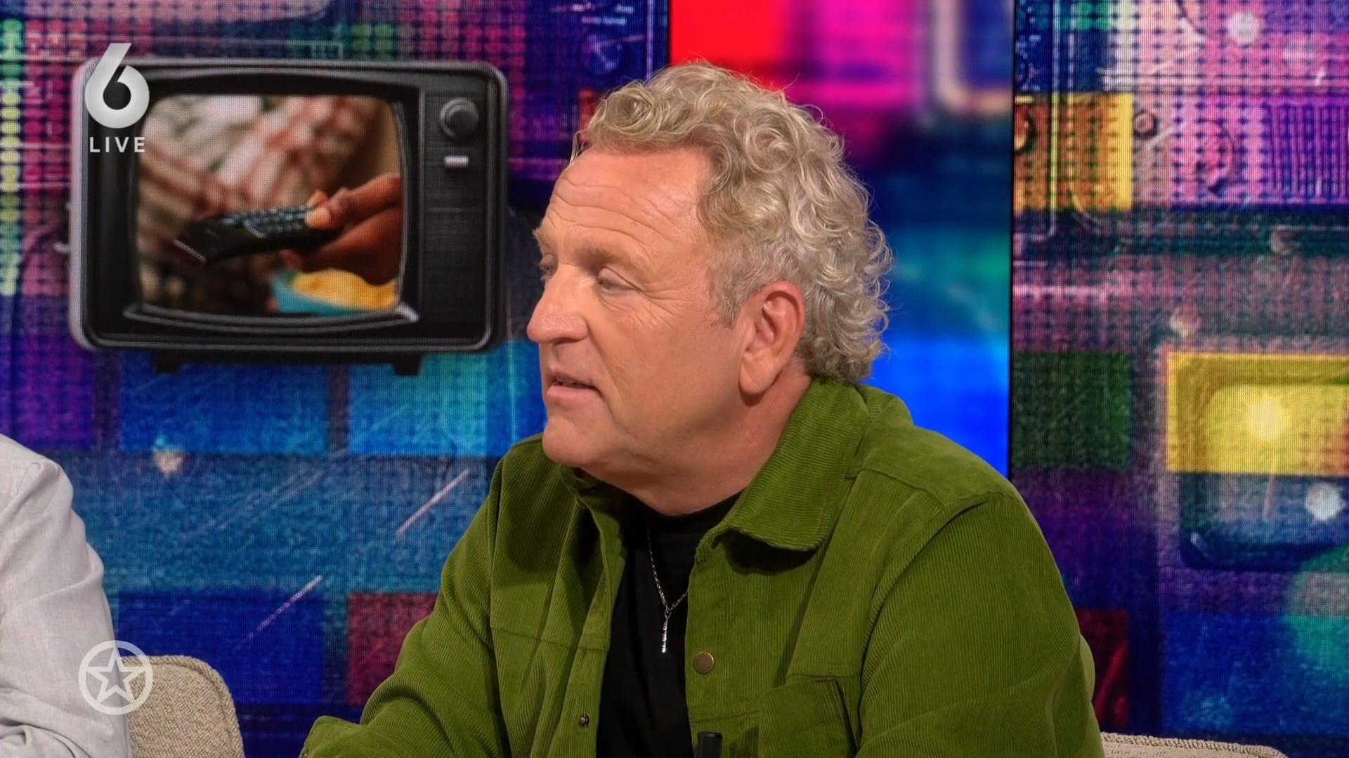 Shownieuws-tafel met Gordon laat zich uit over RTL Tonight